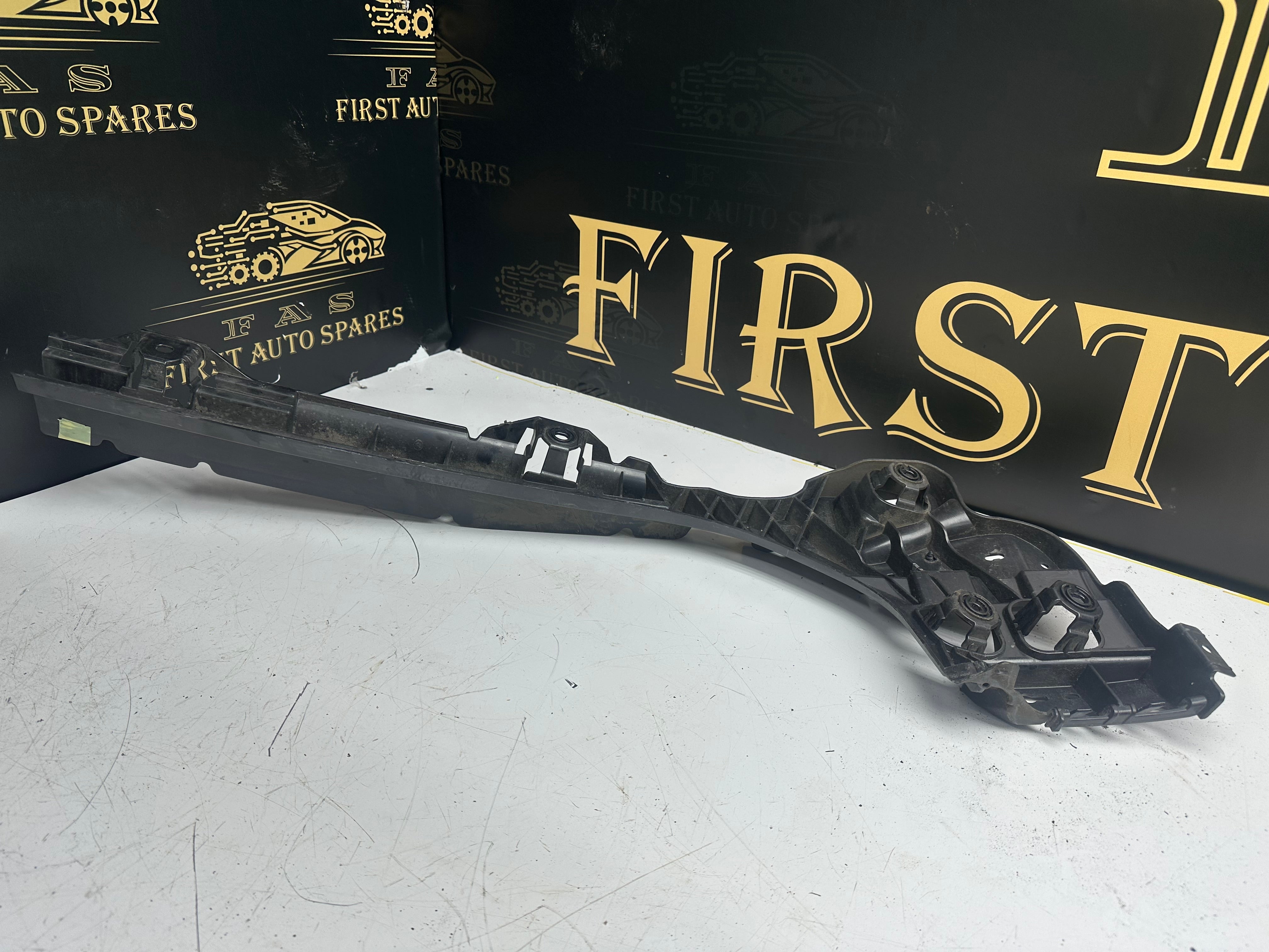 BMW 3 Series G21 Rear Bumper Bracket (158577 11 / 51127469366)
