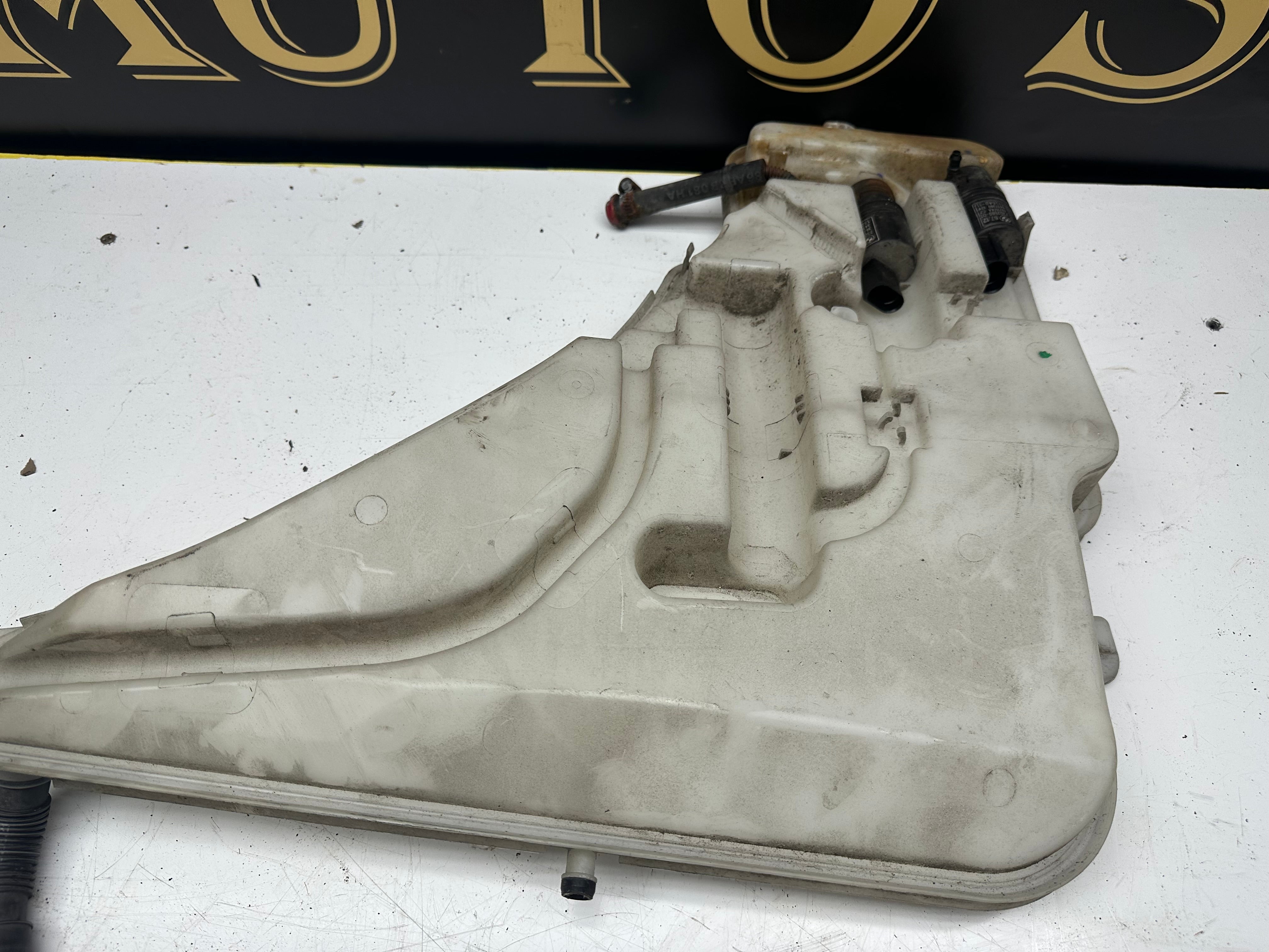 BMW 1 Series F20 2013 118D Windscreen Washer Bottle Fluid Reservoir (7241673-07)