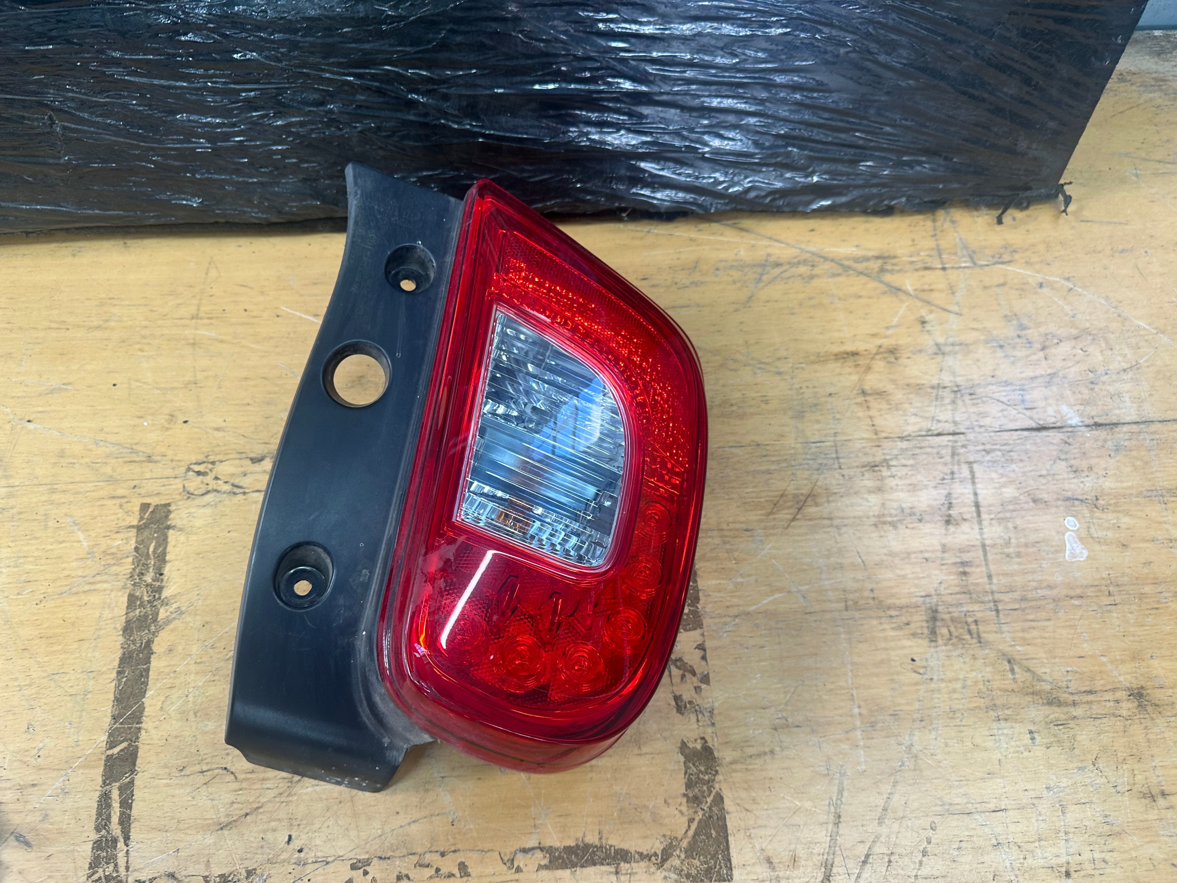 NISSAN Micra Left Passenger Rear Tail Light (220-17945)