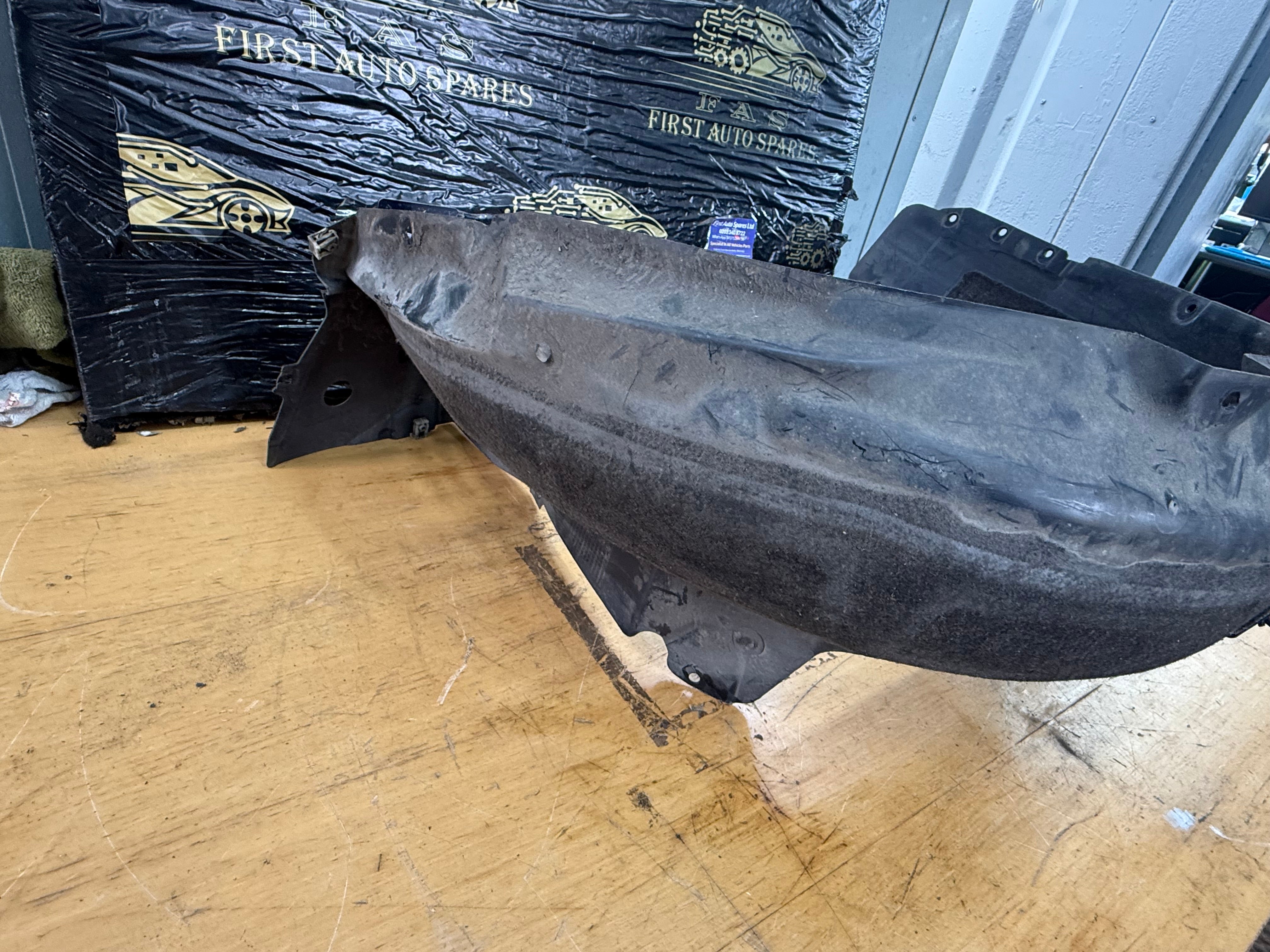 BMW i3 2013–2021 Rear Left Wheel Arch Liner N/S/R (7394079)