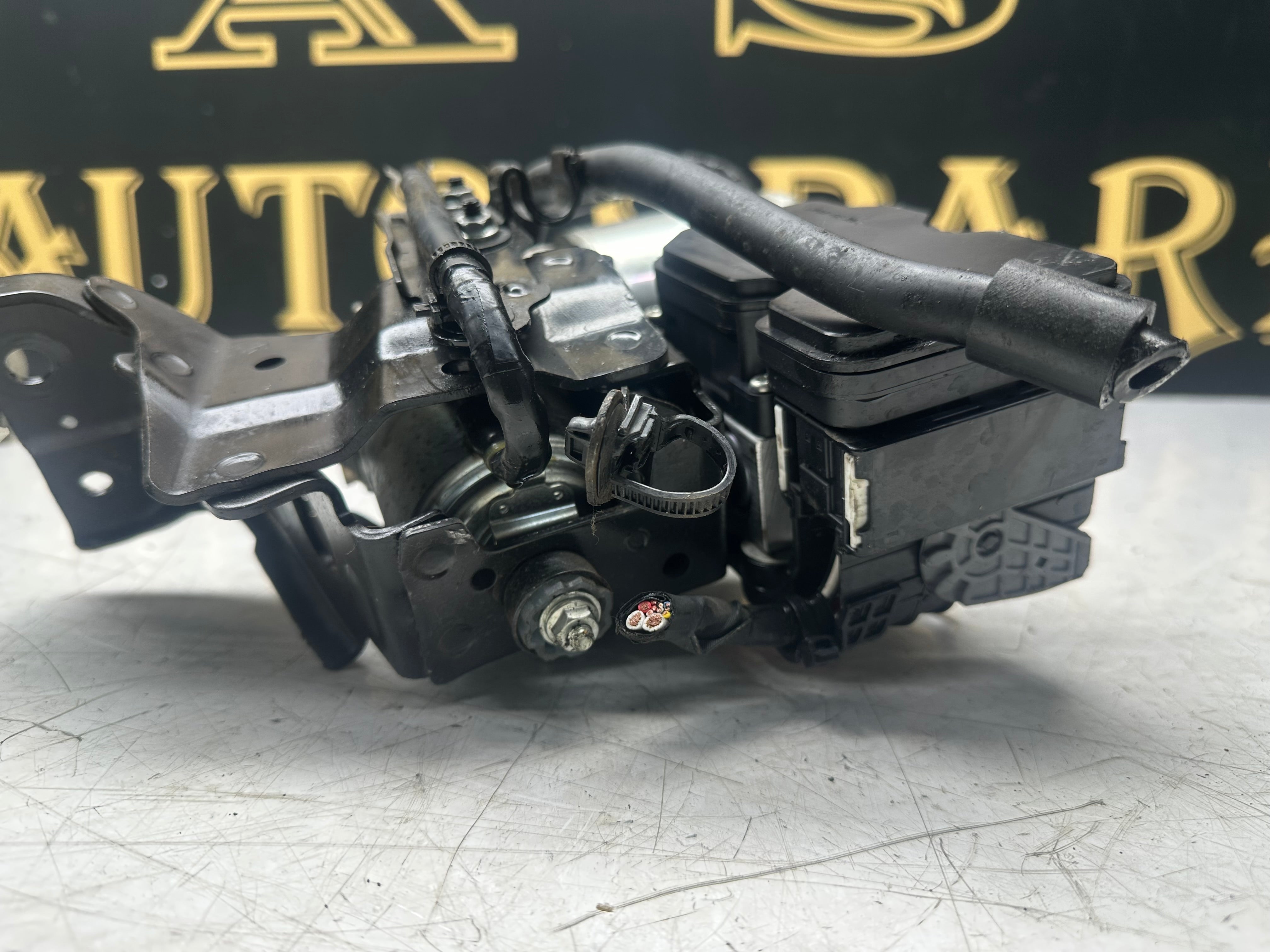 Toyota Prius 2016–2021 Hybrid Brake Booster Pump ABS Pump & Module (44510-47070)