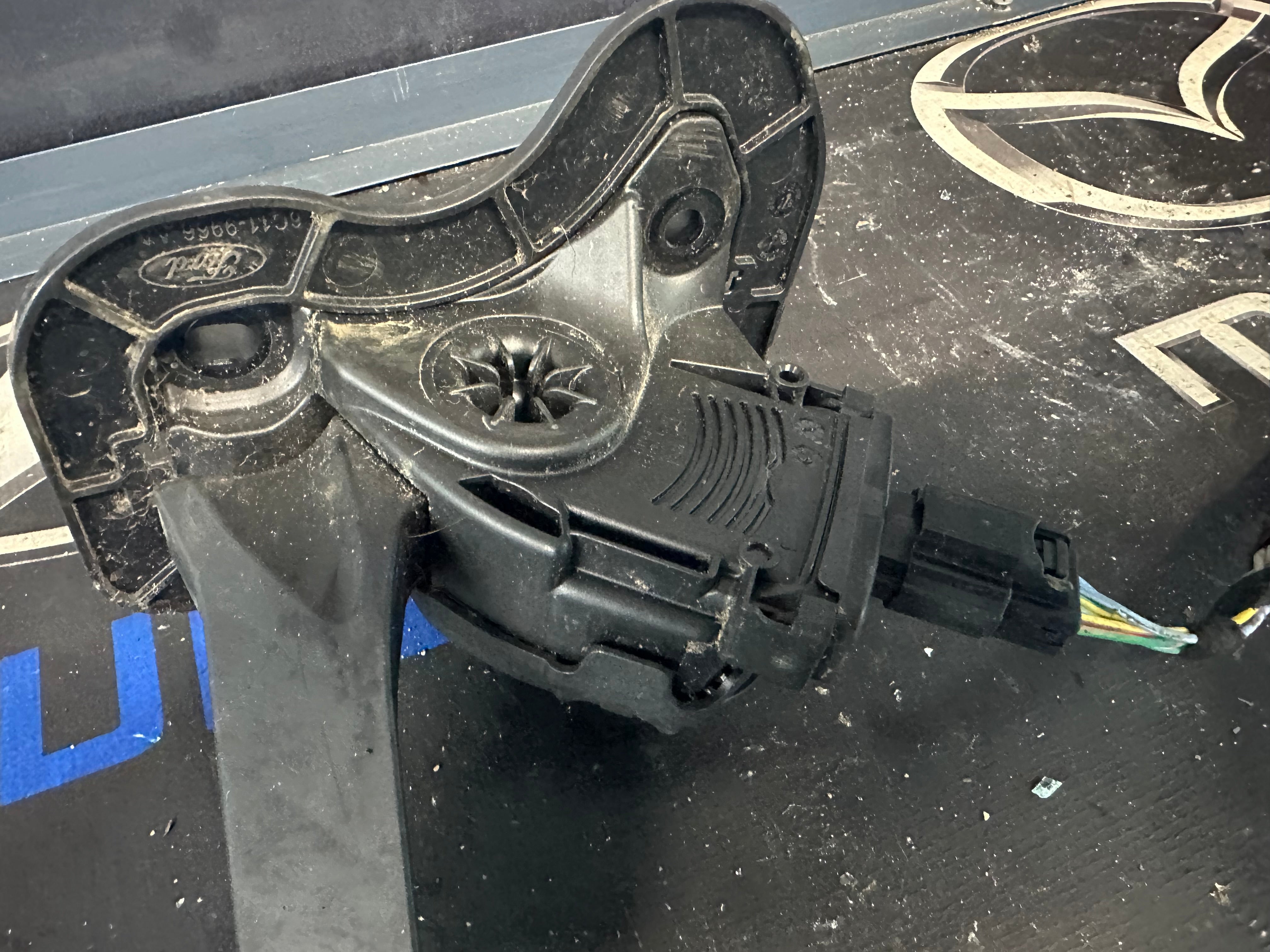 Ford Transit MK4 Accelerator Pedal (BK21-9F836-AE)