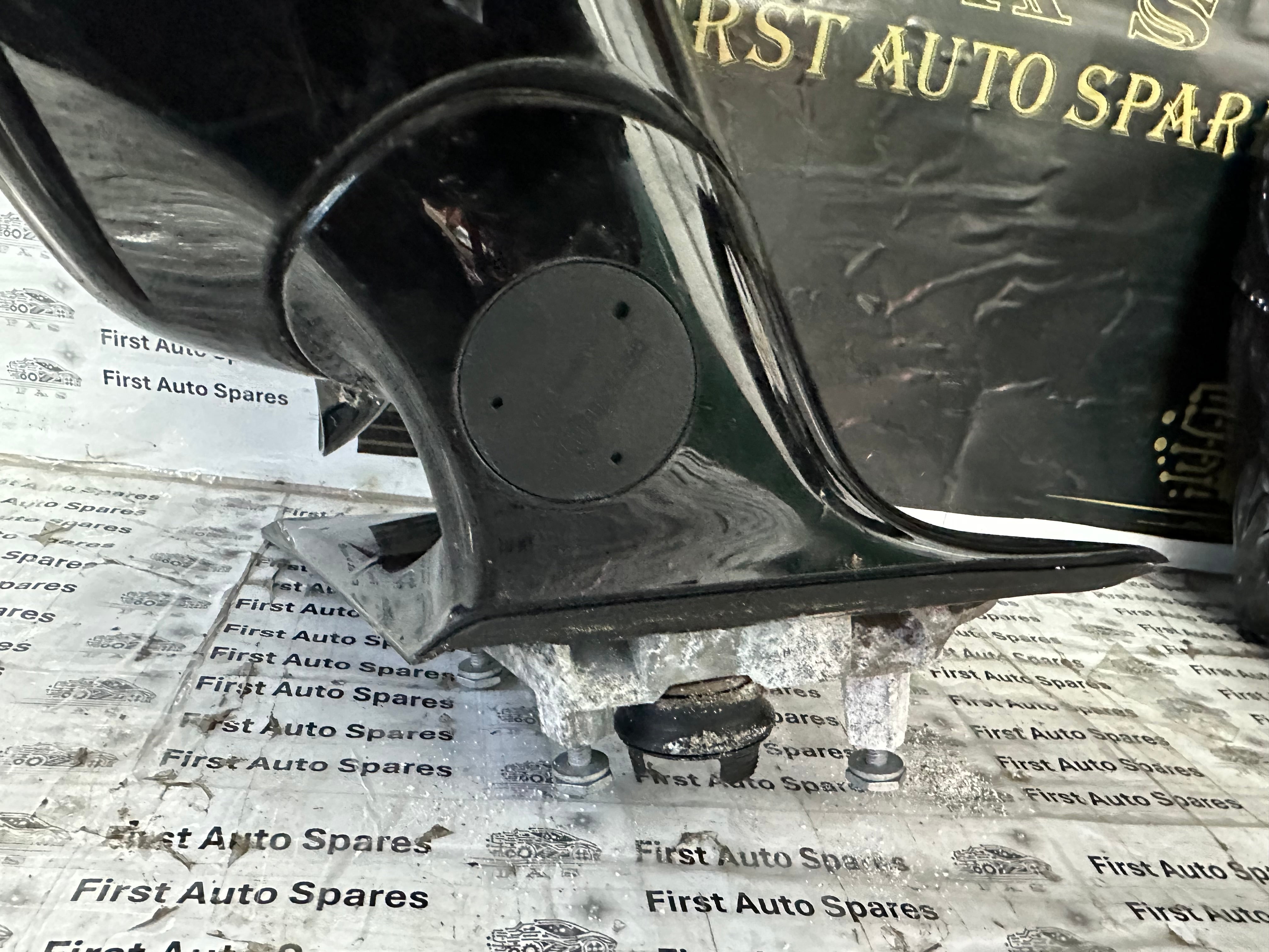 BMW 3 Series M3 F80 F30 F31 Right O/S Electric Wing Mirror 9-Pin Plug (20772004)