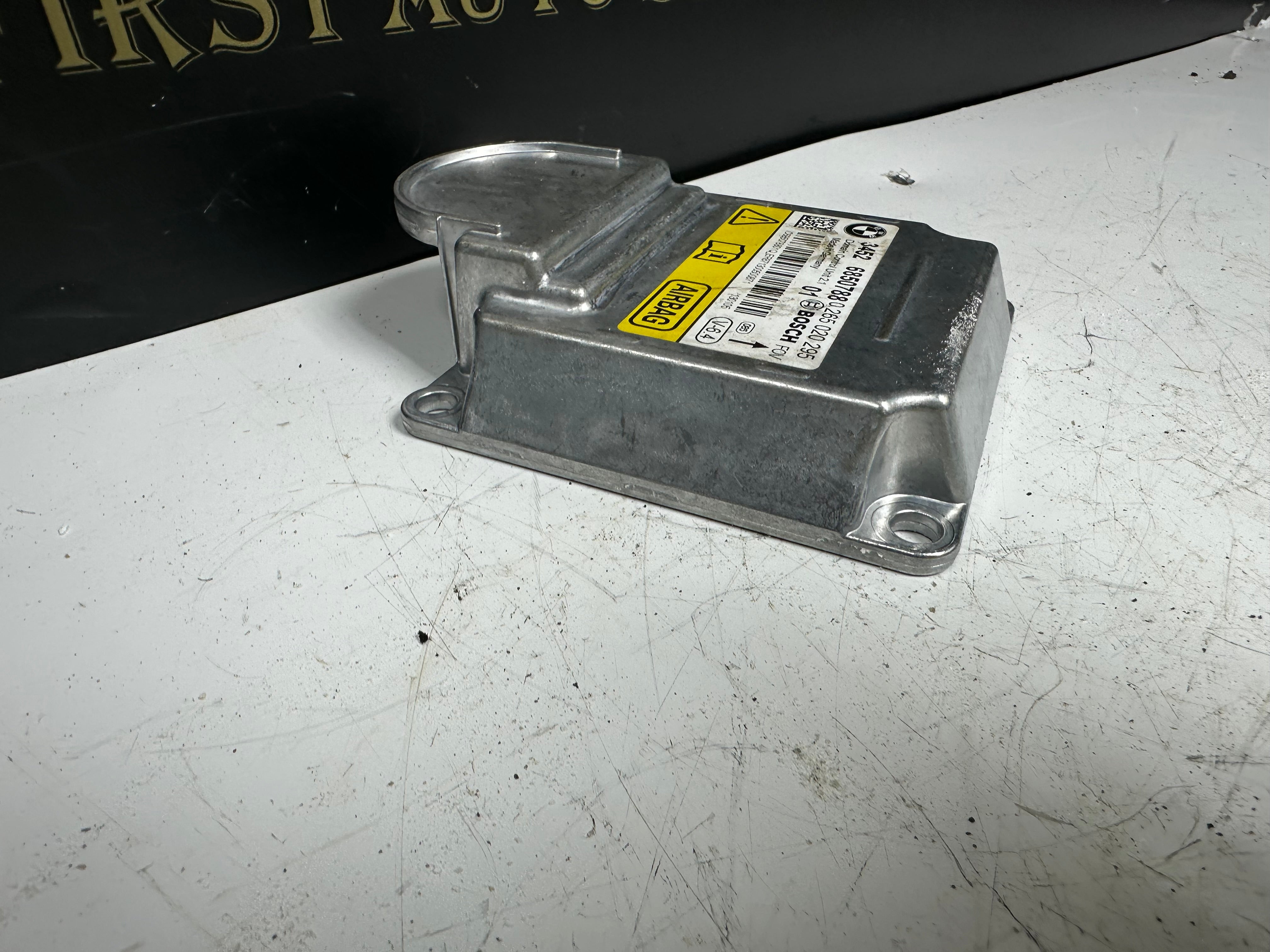 BMW 6 Series F06 F12 F13 Airbag Sensor Module (3452 6850788 01) (6850788)