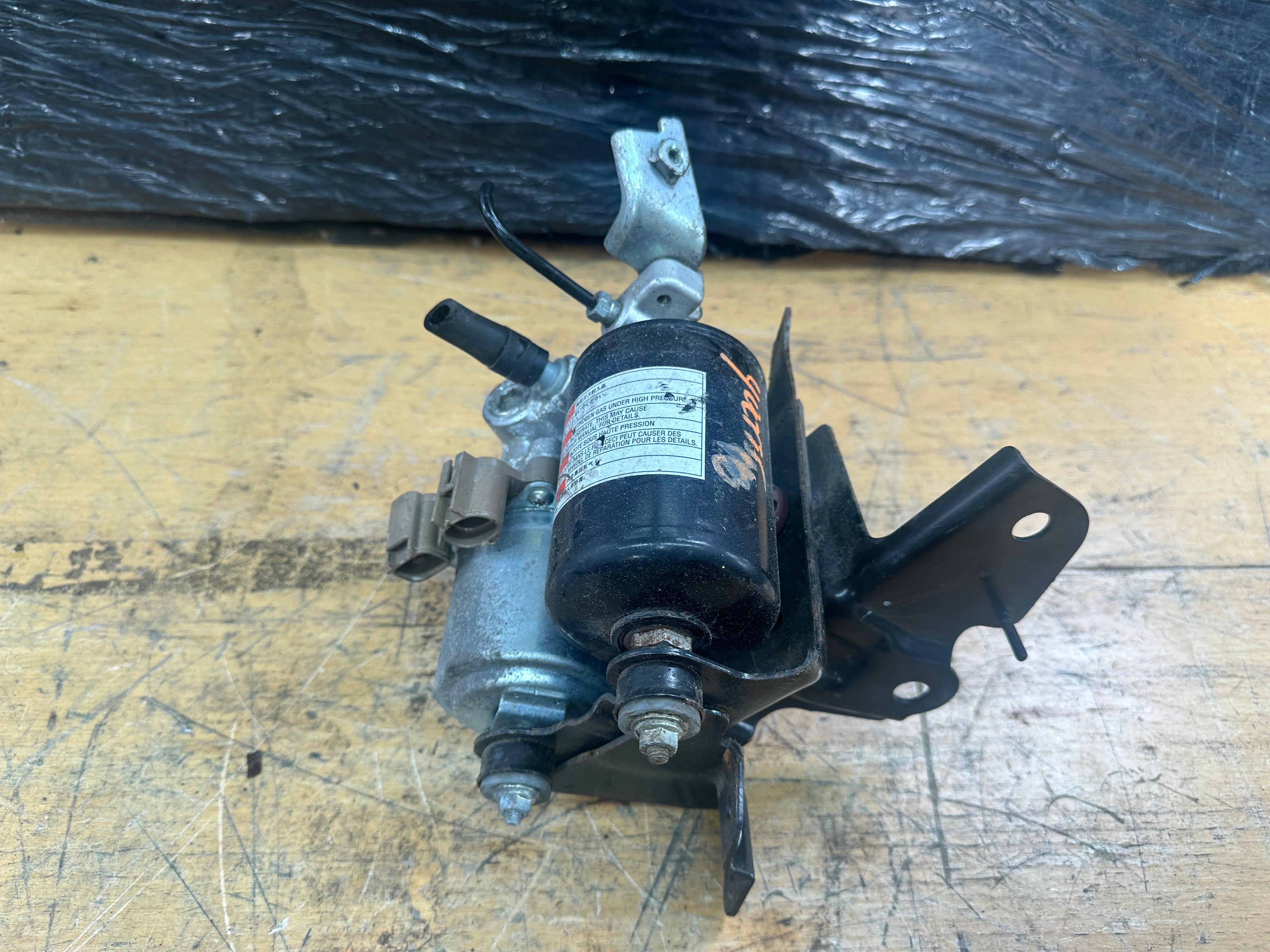 Toyota Yaris 2018 / Prius / Auris / Lexus ABS Pump Brake Booster (47070-12010)
