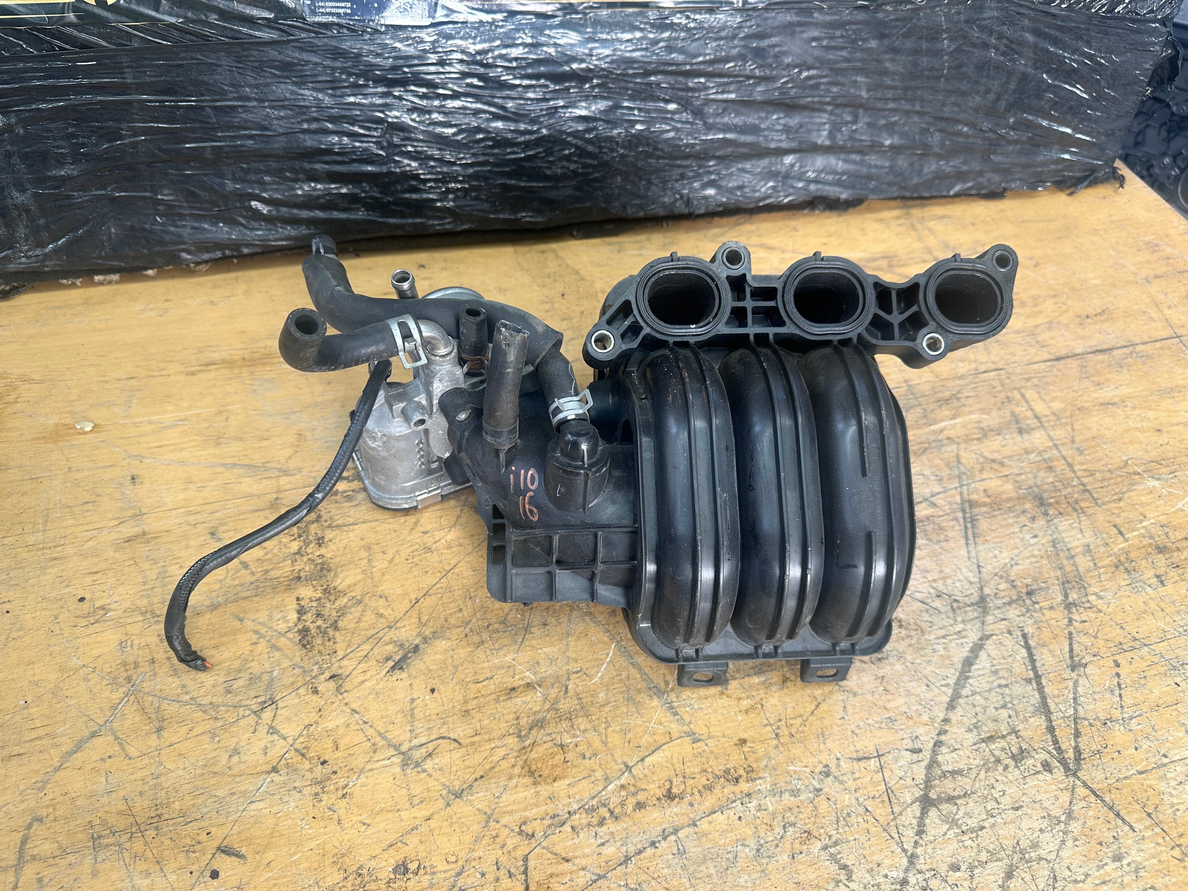 Hyundai i10 2016 Inlet Intake Manifold & Throttle Body (35100-04200)