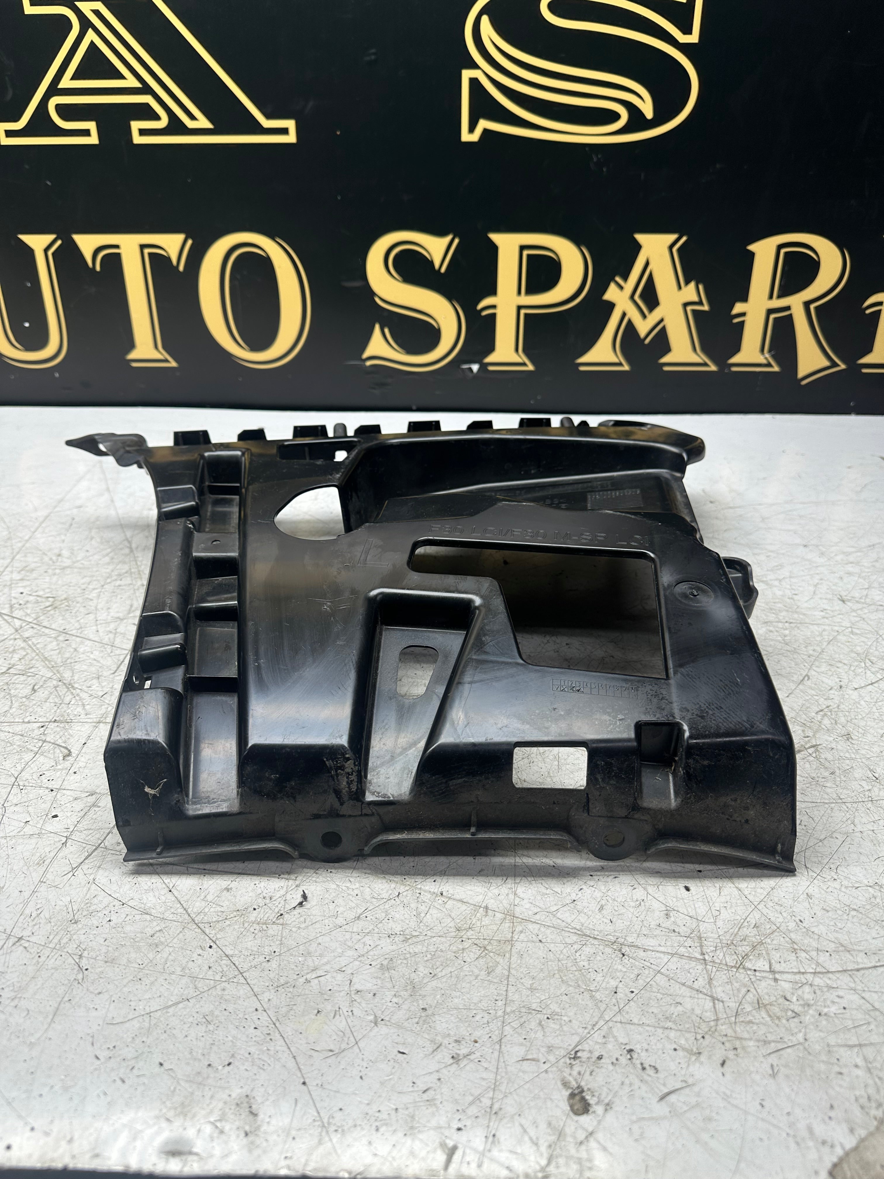 BMW 3 Series F30 Rear Left Bumper Bracket (2012–2018) (51127384465)
