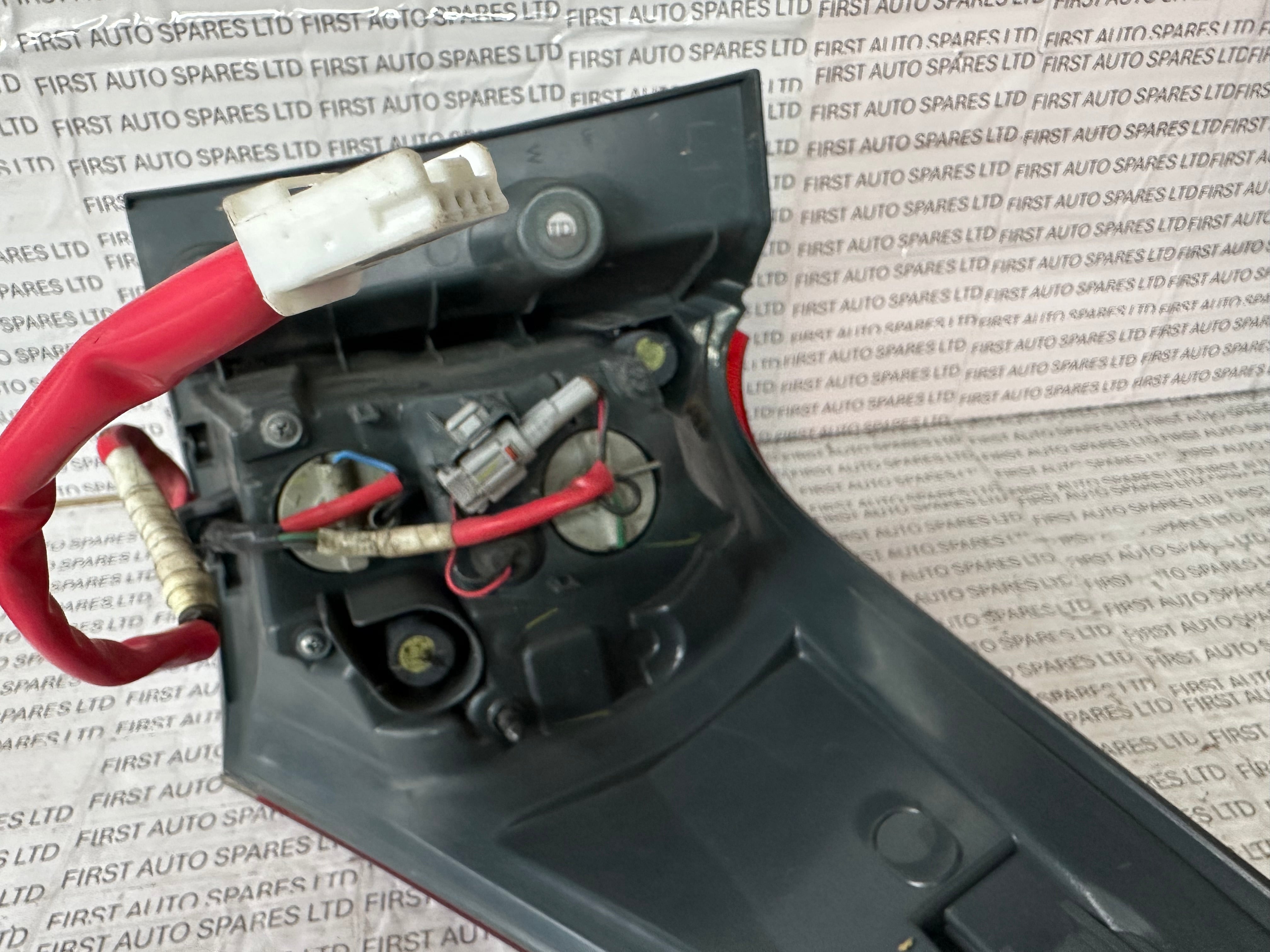 Toyota Auris Hybrid Left Rear Tail Light (02-353)