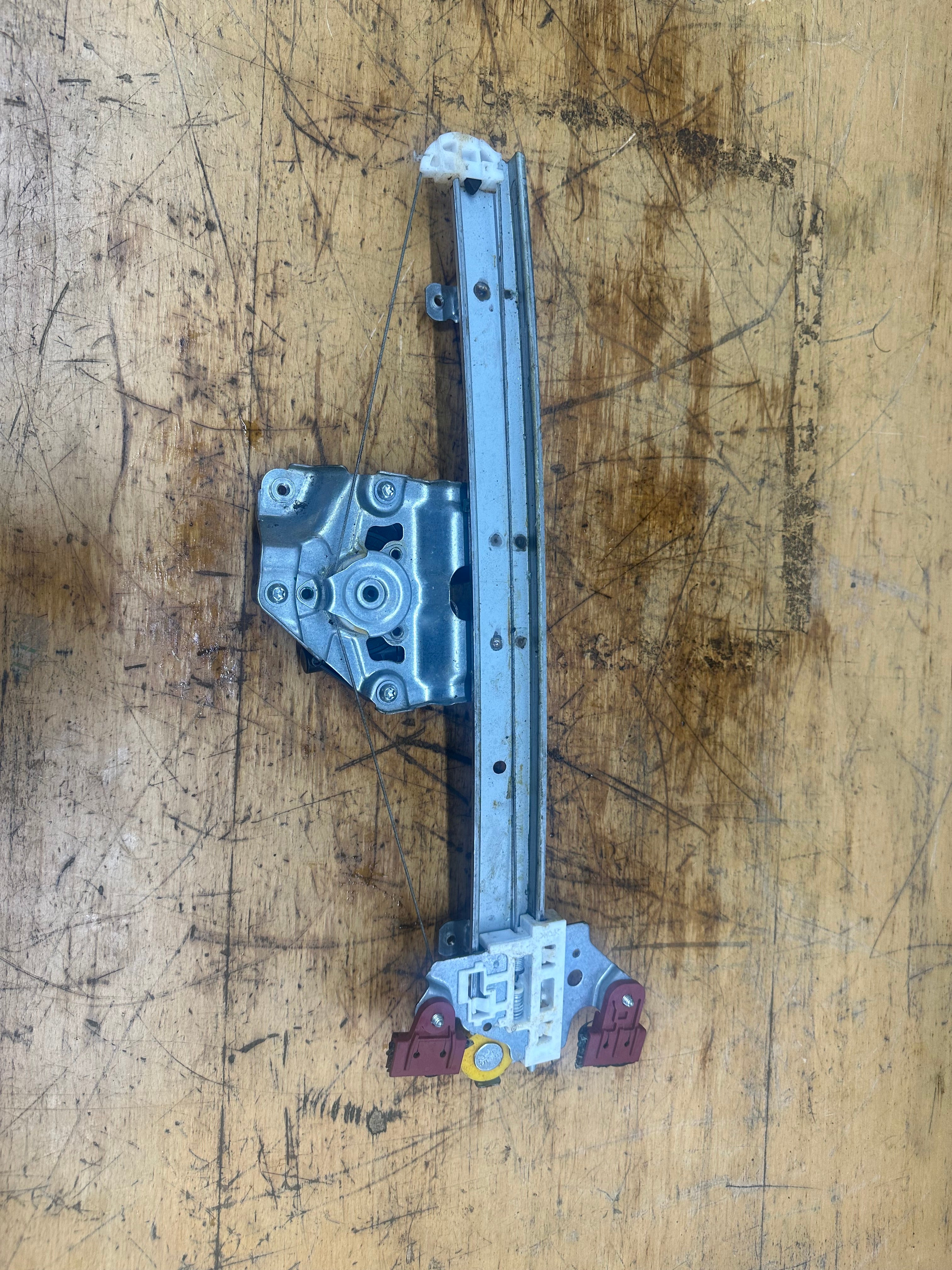 Nissan Juke 2019–On Window Regulator Front Right O/S/F (WR19-071) (80750 6PA1A)