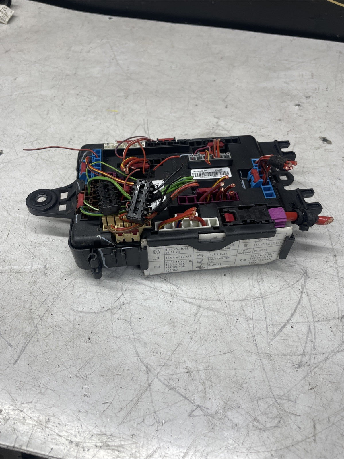 GENUINE BMW X5 X6 F15 F16 REAR FUSE BOX POWER DISTRIBUTION BOARD 9360372