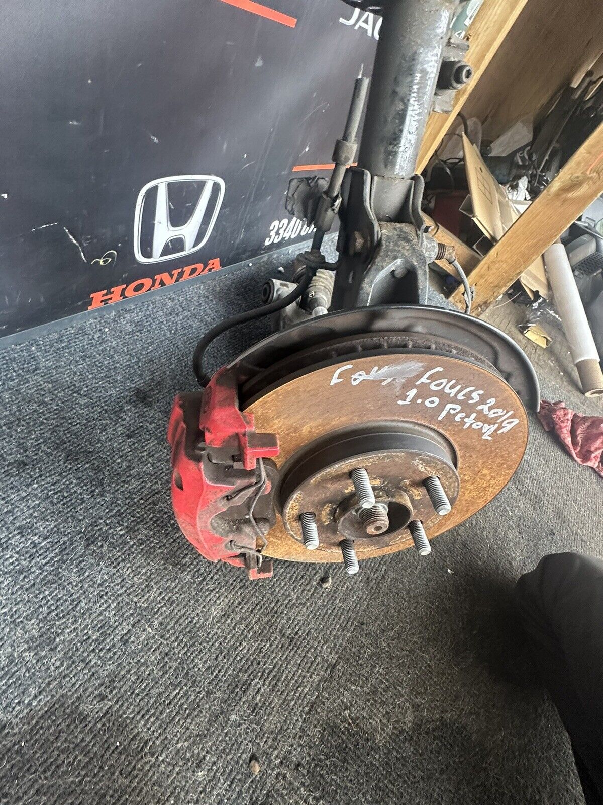 FORD FOCUS St-LINE 1.0 PETROL 2019 FRONT LEFT SUSPENSION HUB LEG