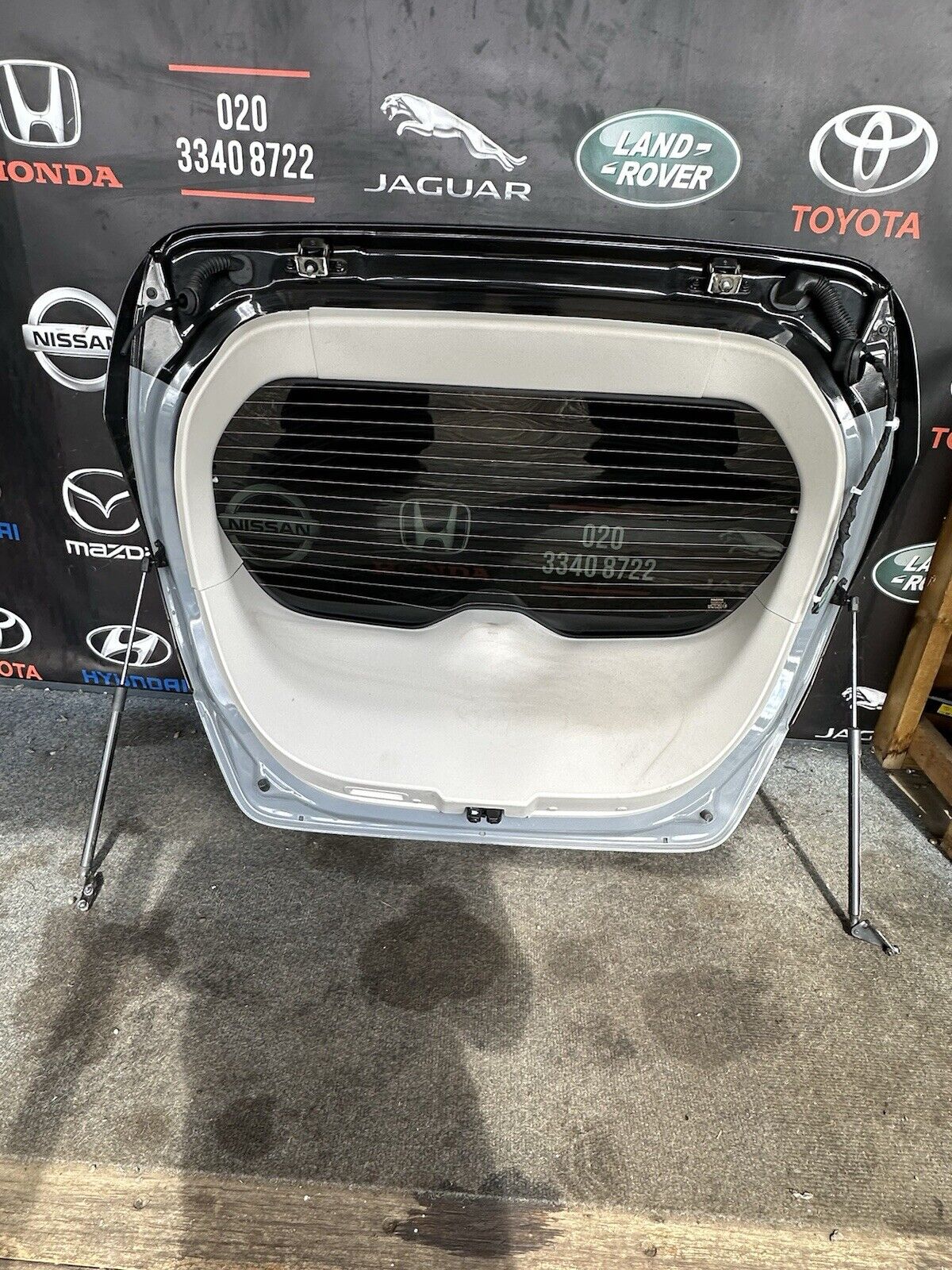 2021 Nissan Leaf  Tailgate 2017-2024