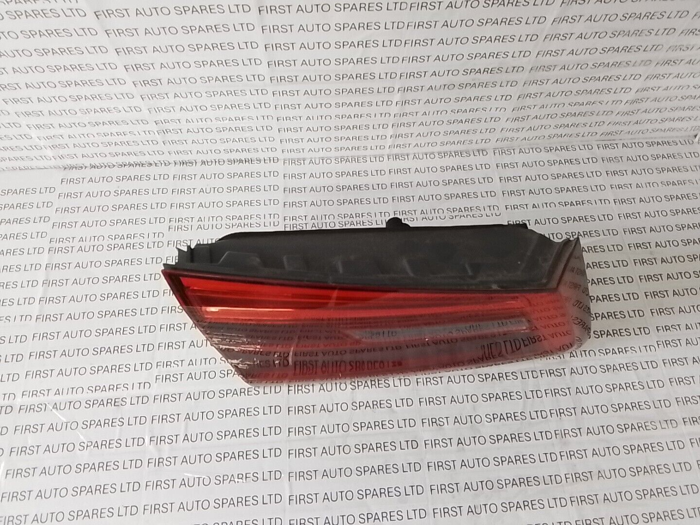 2019 BMW 5 SERIES G30 PRE LCi SALOON REAR LEFT PASSENGER INNER LIGHT OEM 8493049