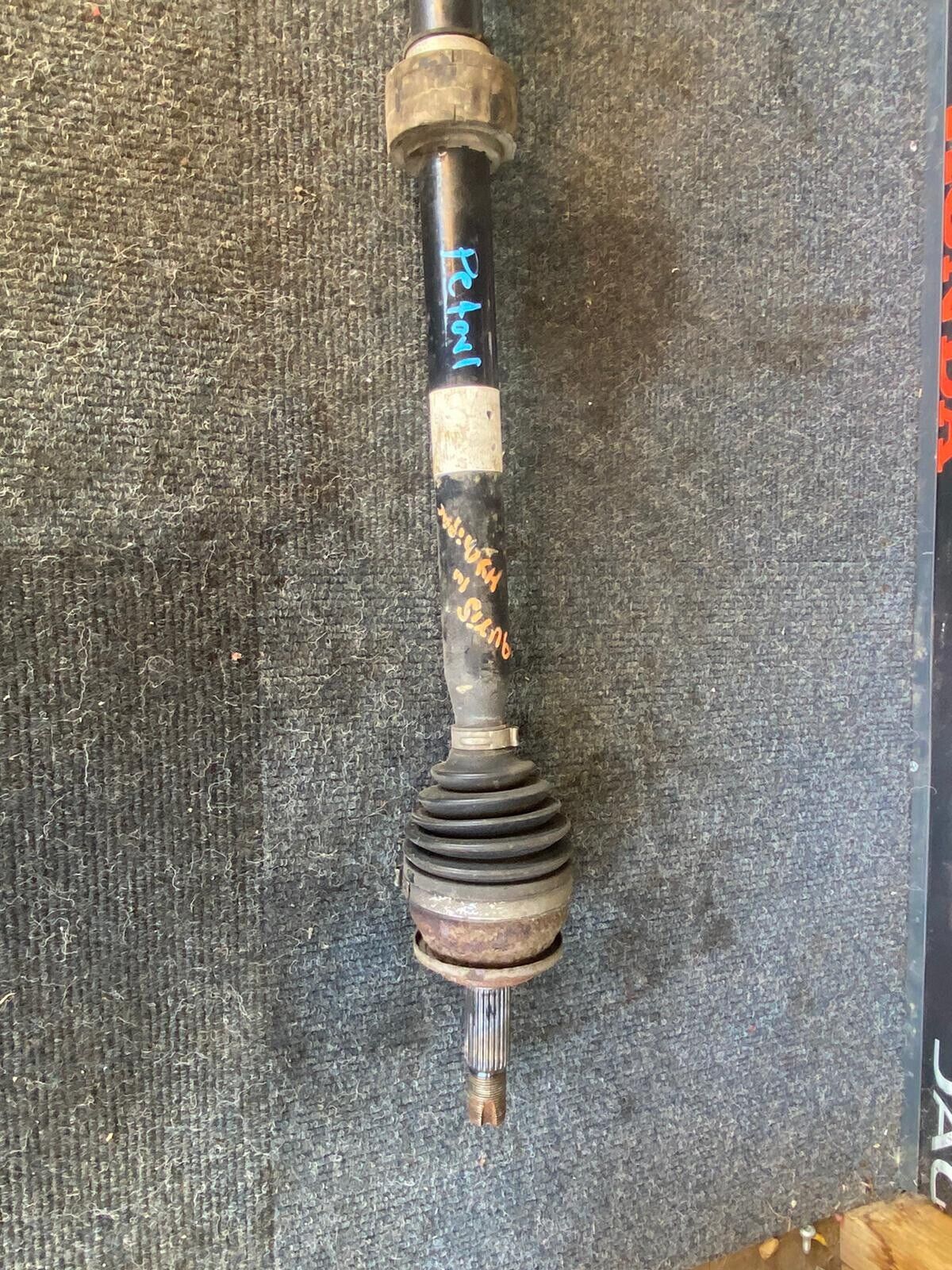 TOYOTA AURIS DRIVE SHAFT FRONT OSF NSF 1.8 HYBRID AUTO HATCHBACK 2016