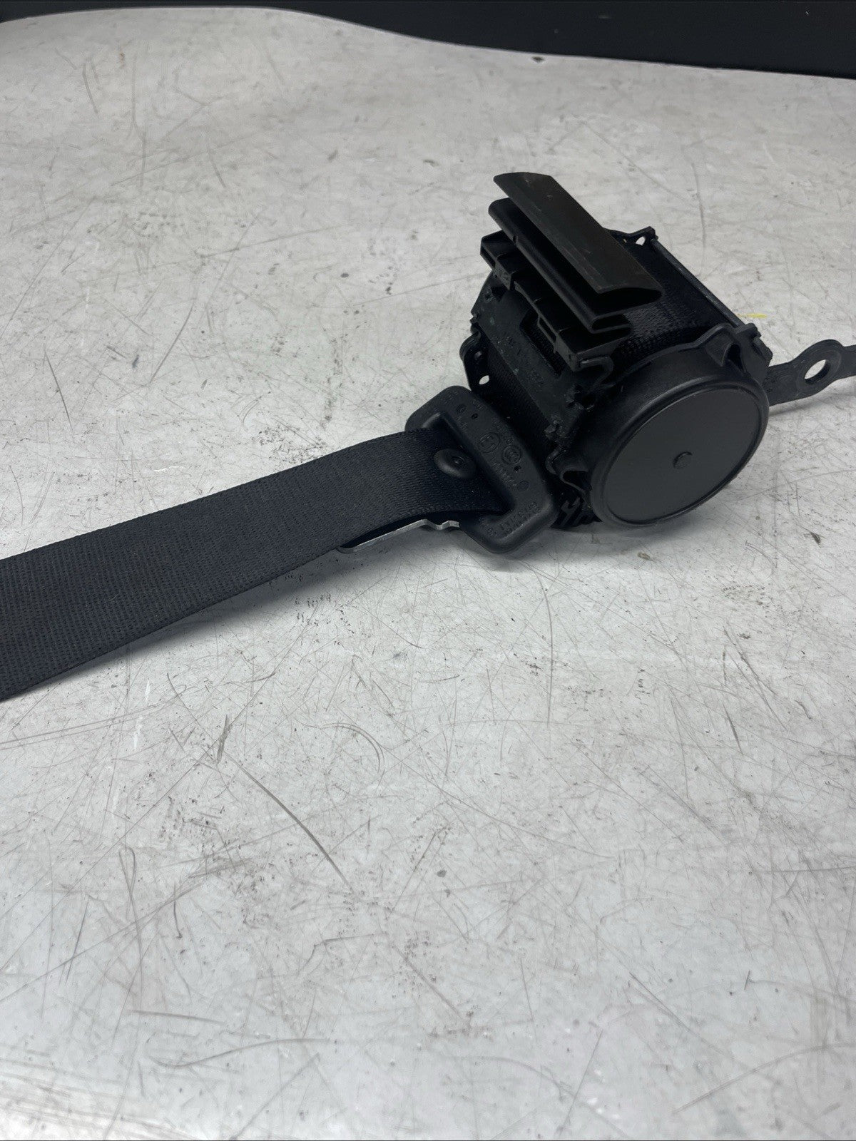 BMW 3 SERIES F30 2012 REAR SEAT BELT FITS LEFT OR RIGHT SIDE S3725938903