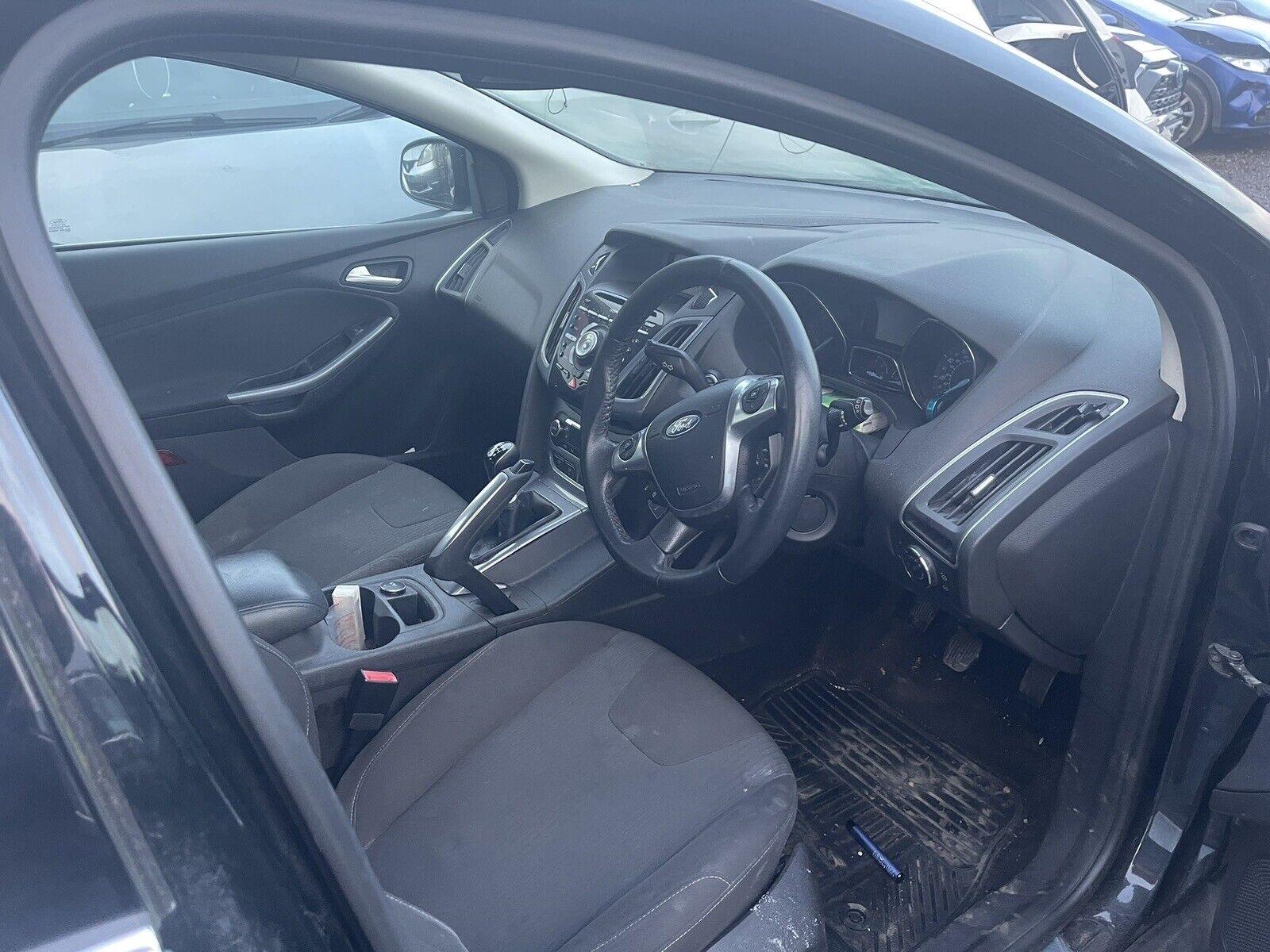 2011-2014 FORD FOCUS MK3 AIRBAG KIT WITH DASH, SEAT BELTS, MODULE, STEERING BAG