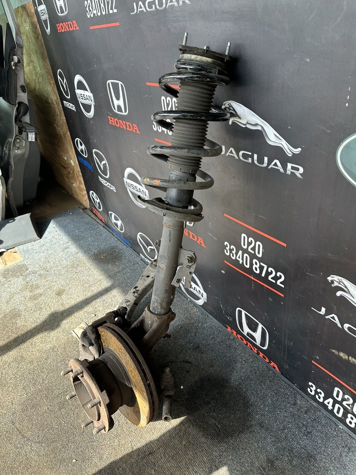 FORD TRANSIT MK8 2.2 DIESEL TRUCK FRONT SUSPENSION LEG LEFT PASSENGER SIDE
