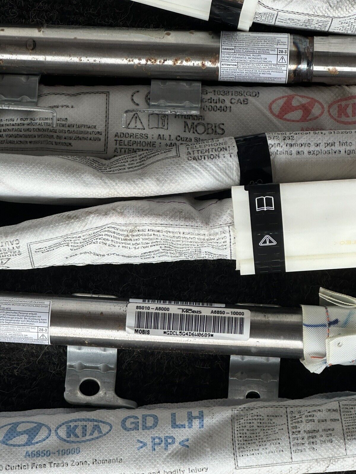 HYUNDAI I30 RIGHT SIDE AIRBAG 85020A6000 12-16