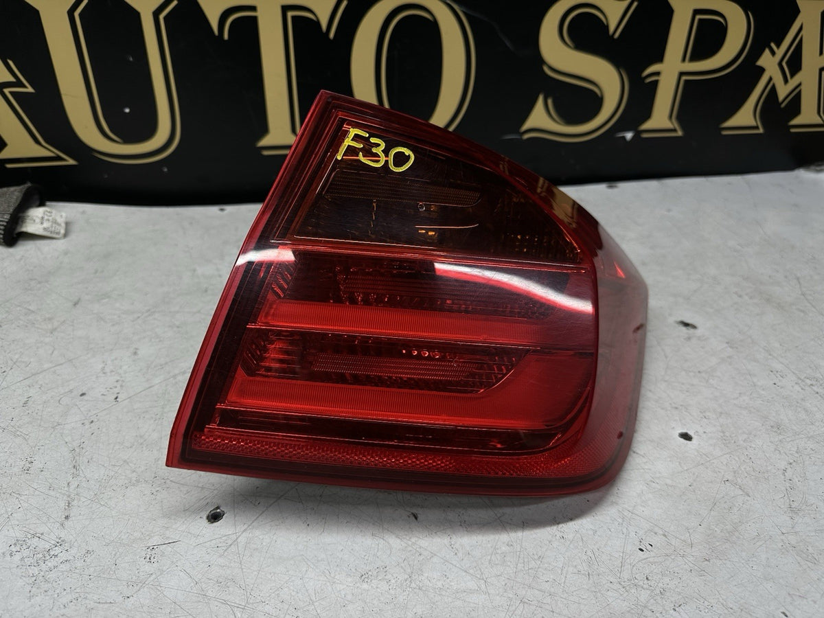 BMW 3 Series F30 Right Rear Tail Light Lamp Assembly 7259894 Genuine 2012-2015