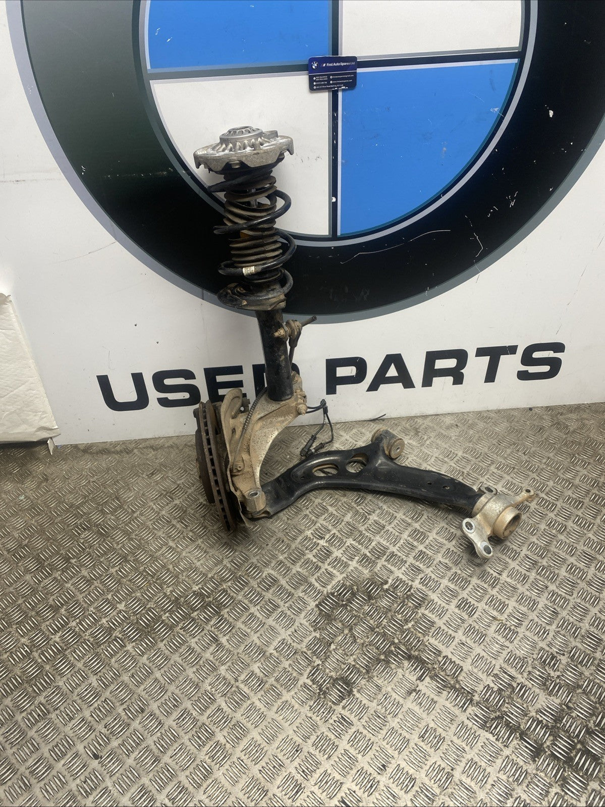 BMW 1 2 Series F40 F45 F46 FRONT RIGHT SUSPENSION LEG WHEEL HUB & WISHBONE