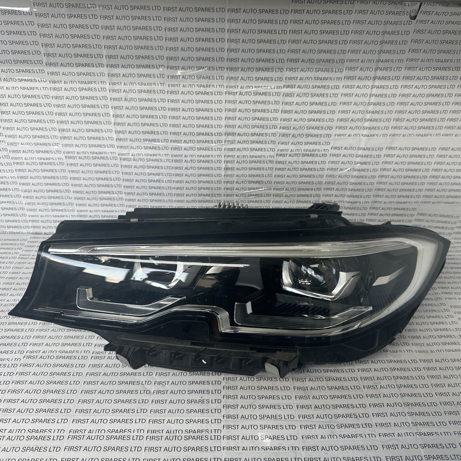BMW G20 G21 NS PASSENGER LED HEADLIGHT A9 9481703-08  COMPLETE