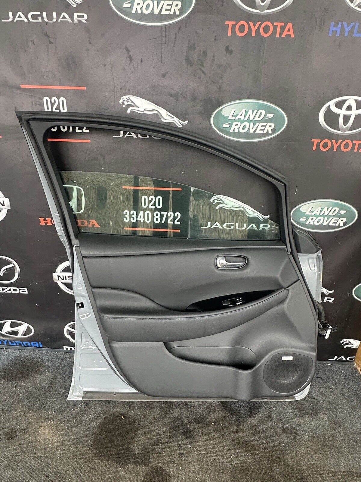 2021 NISSAN LEAF Lift Front Door