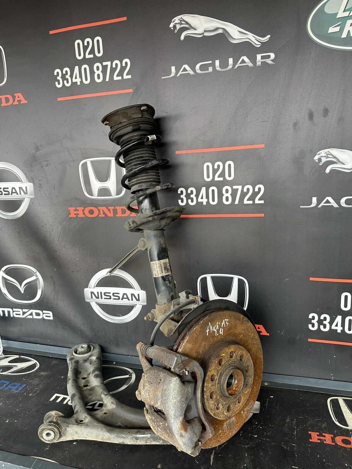 13-18 MK3 AUDI A3 8V 1.4 TFSI L/H LEFT SIDE FRONT LEG SHOCKER HUB COMPLETE