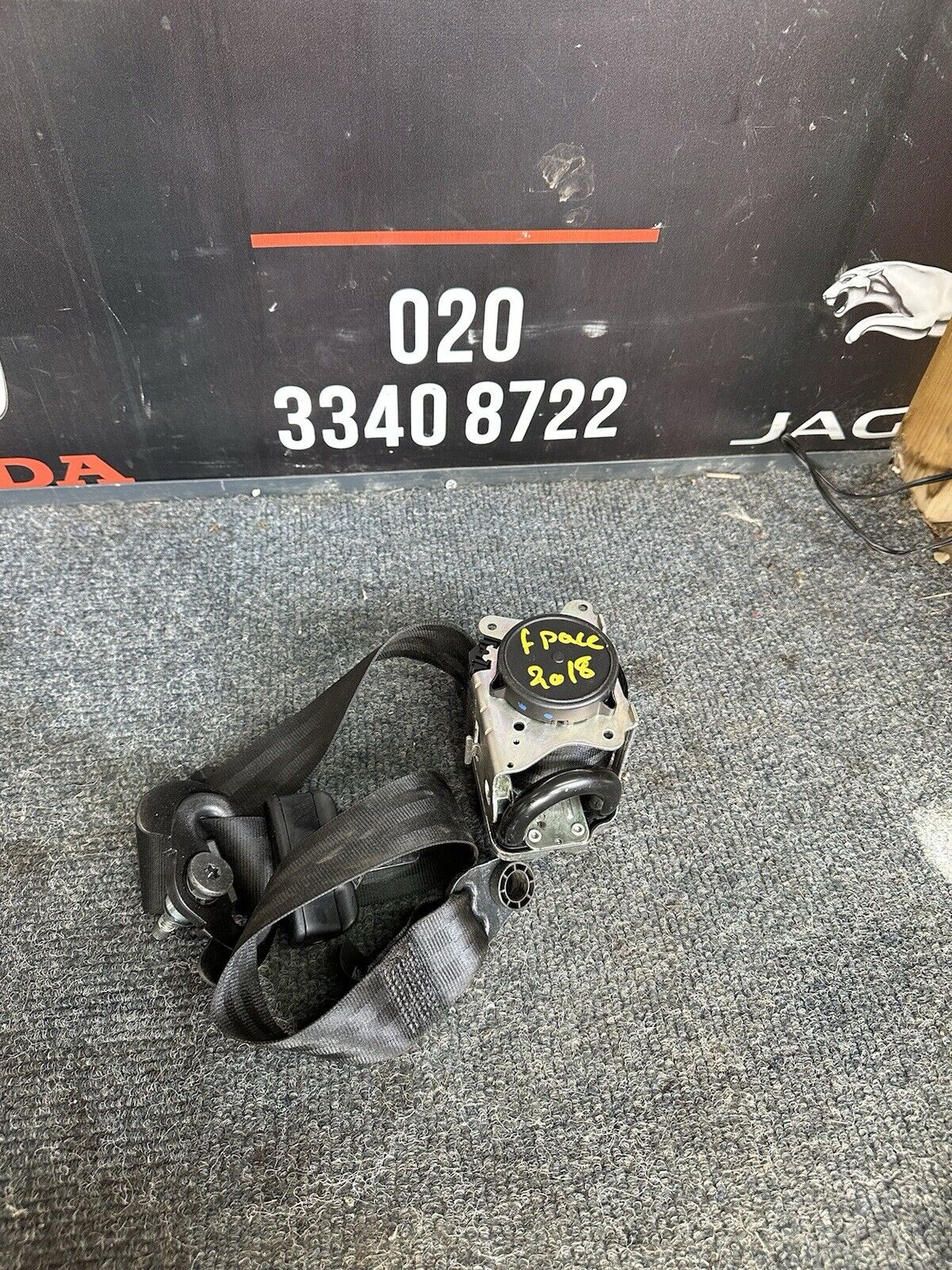 Jaguar F-Pace 2018 Left Side front seat belt