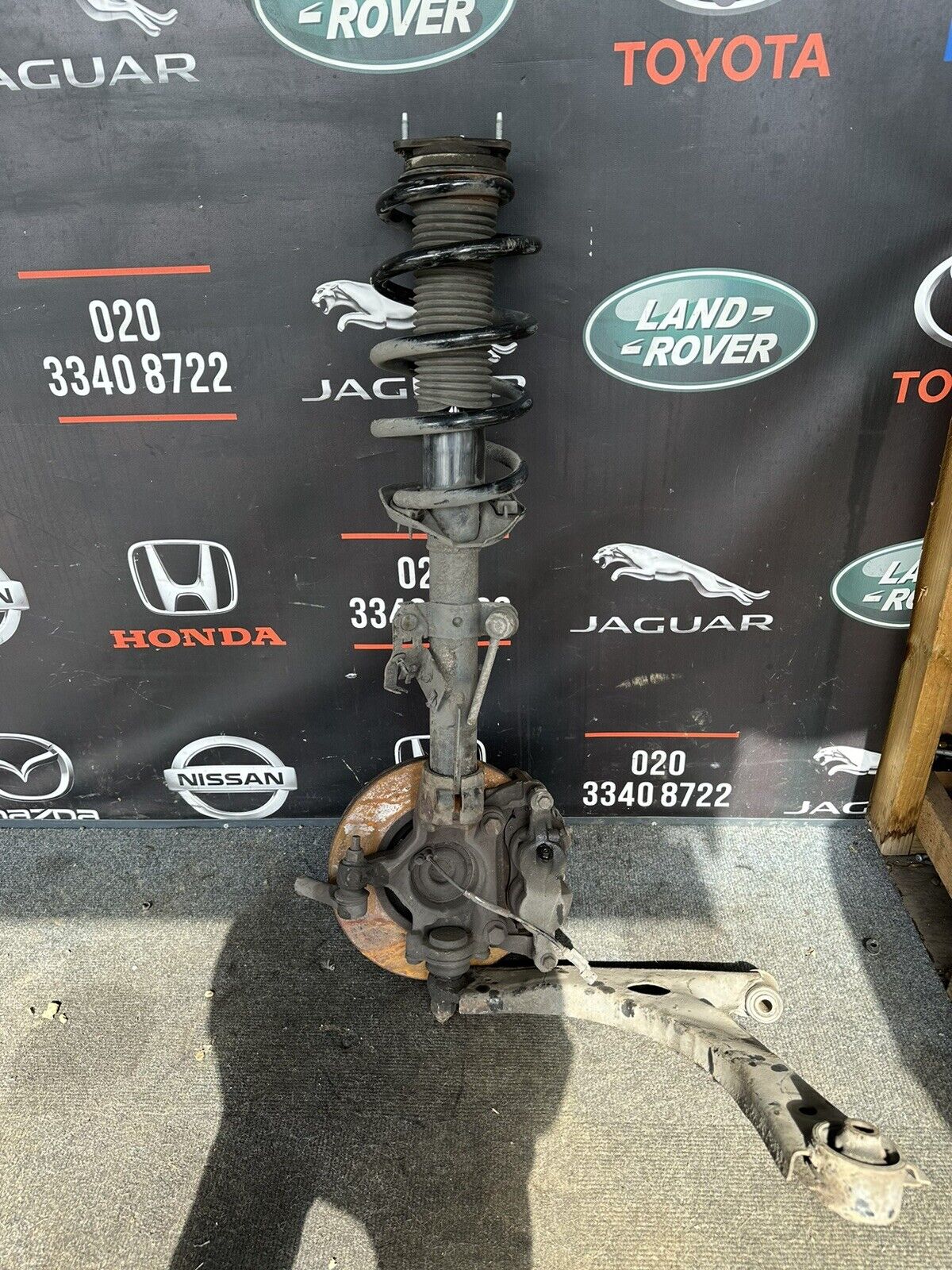 FORD TRANSIT MK8 2.2 DIESEL TRUCK FRONT SUSPENSION LEG LEFT PASSENGER SIDE