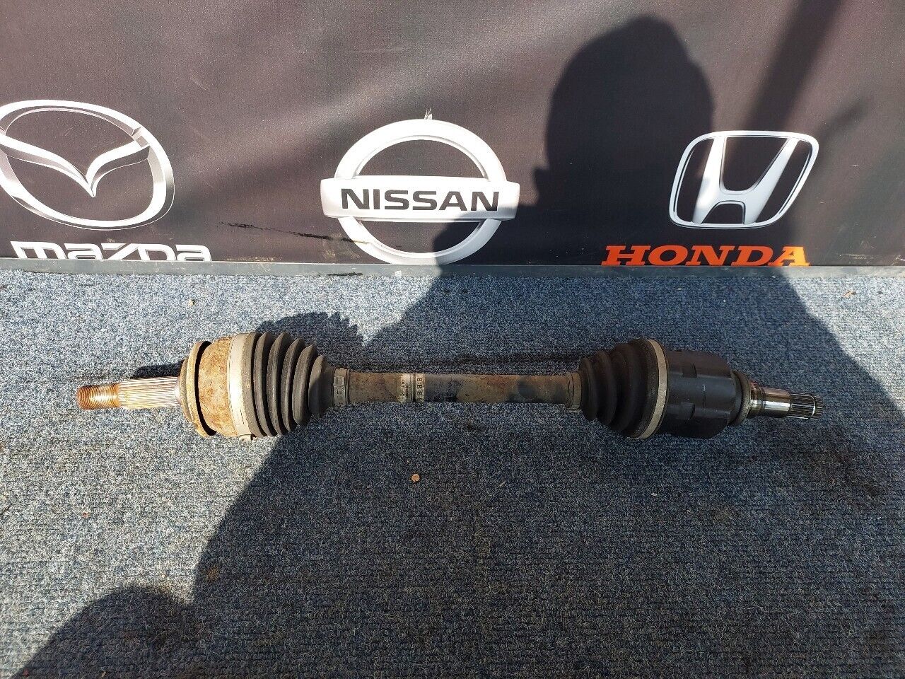 TOYOTA AURIS HATCHBACK N/S DRIVE SHAFT 2013 PETROL