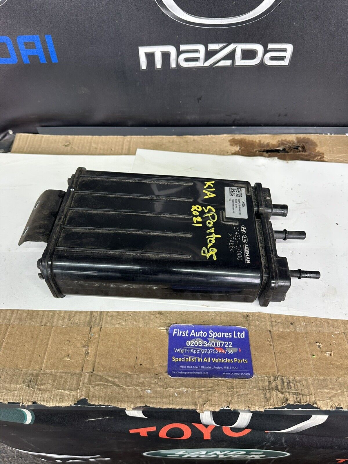 KIA Hyundai Charcoal Filter Avaporator Canister Box Housing Tank 31420-D7000