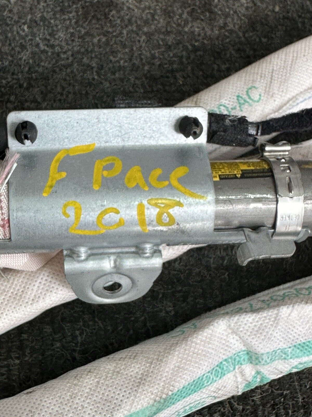 JAGUAR F-PACE RIGHT SIDE AIRBAG 2018