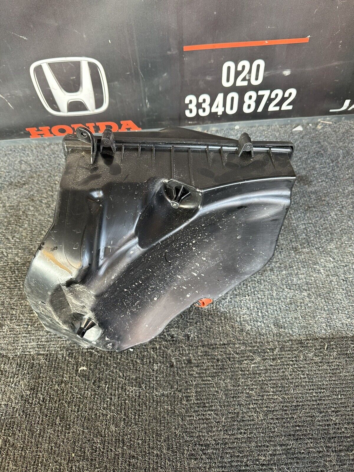 BMW 5 6 7 X3 X4 X5 X6 G30 G31 G11 G01 2015-2021 PETROL AIR FILTER BOX 8620473