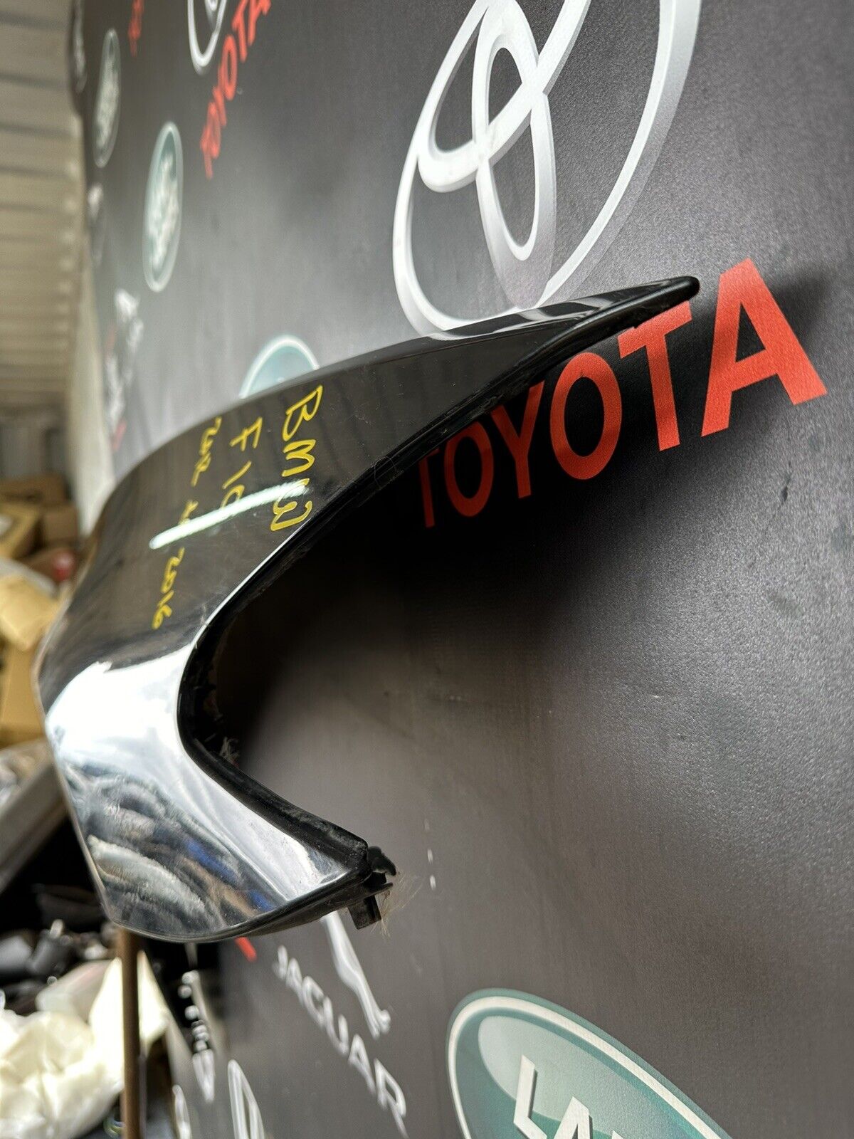 FRONT WING RH BMW 5 SERIES MK6 FL (F10) 13-17 BLACK DRIVERS FRONT OSF