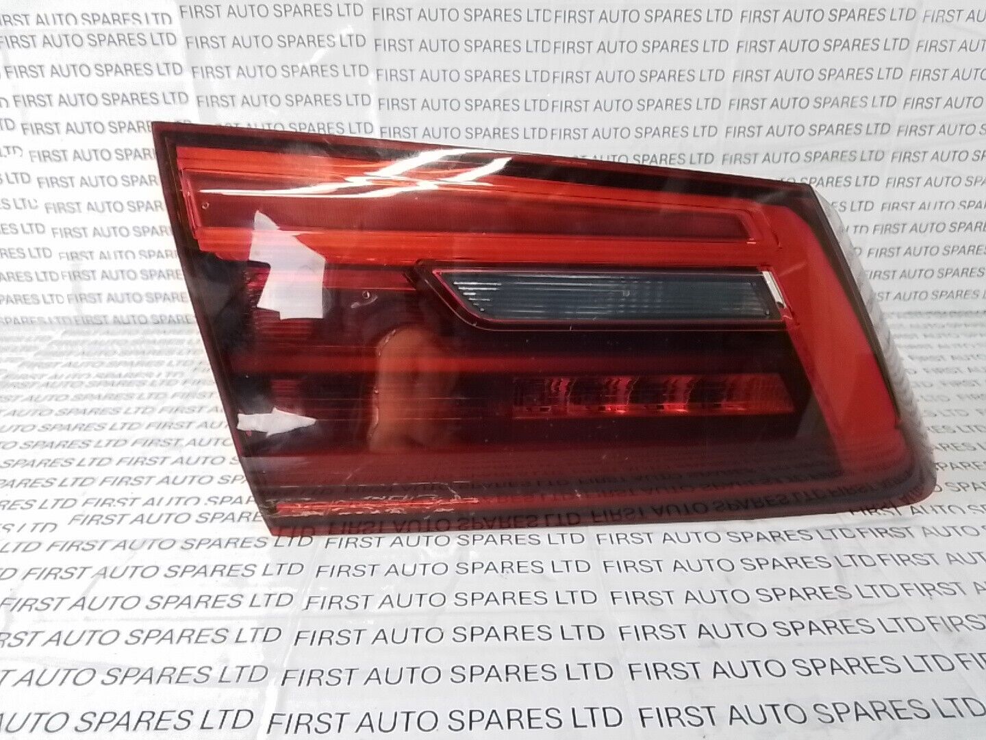 2019 BMW 5 SERIES G30 PRE LCi SALOON REAR LEFT PASSENGER INNER LIGHT OEM 8493049