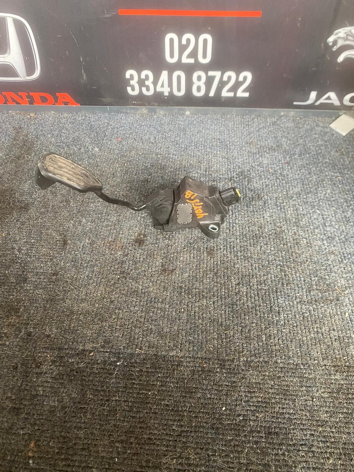 TOYOTA YARIS 2018 HYBRID ACCELERATOR PEDAL