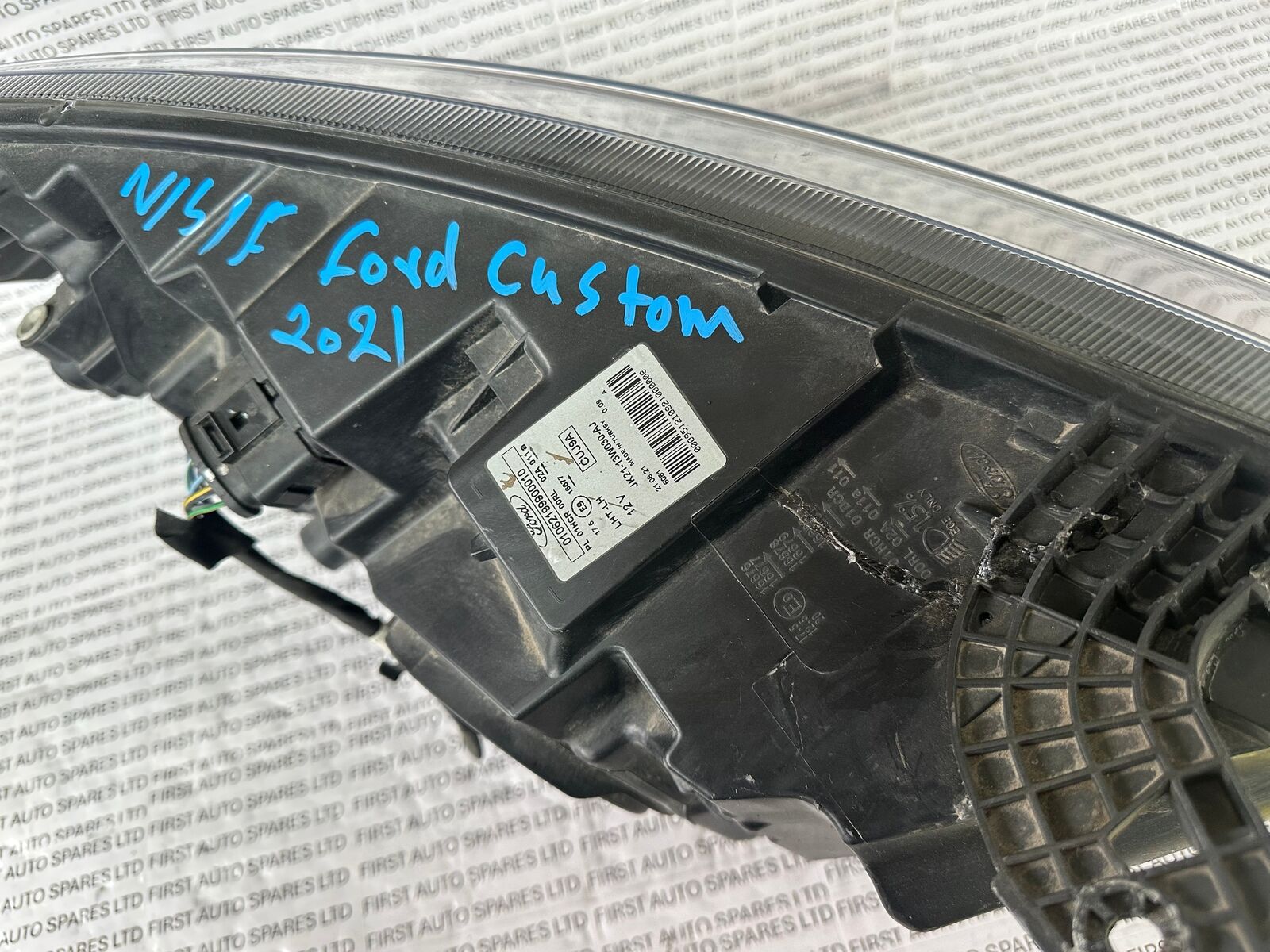 2021 Ford Transit Custom Headlight - Left Side (Slightly Damaged/Repaired)