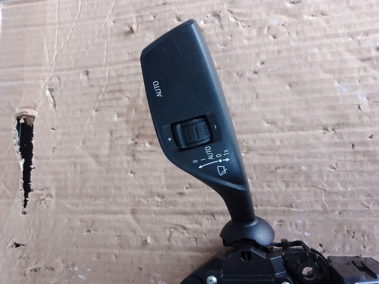 BMW 330e  2022 G20 G21 Indicator Squib Wiper Stalk Switch 9436664