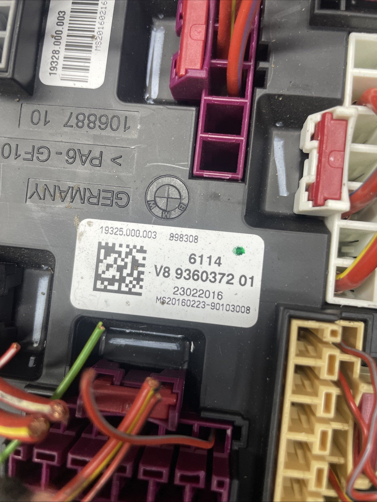 GENUINE BMW X5 X6 F15 F16 REAR FUSE BOX POWER DISTRIBUTION BOARD 9360372