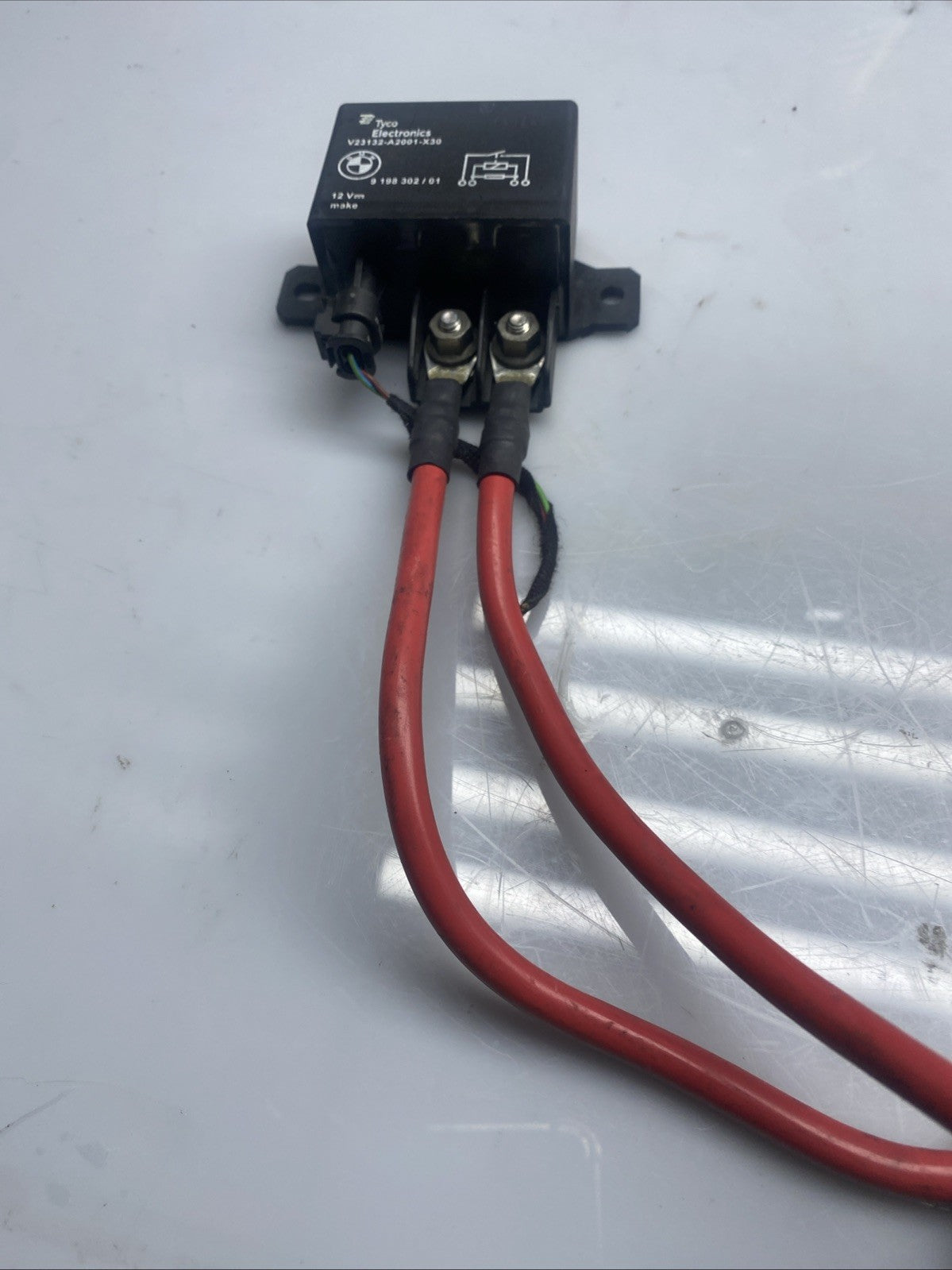 GENUINE BMW RELAY 9198302 / 03 - 198302