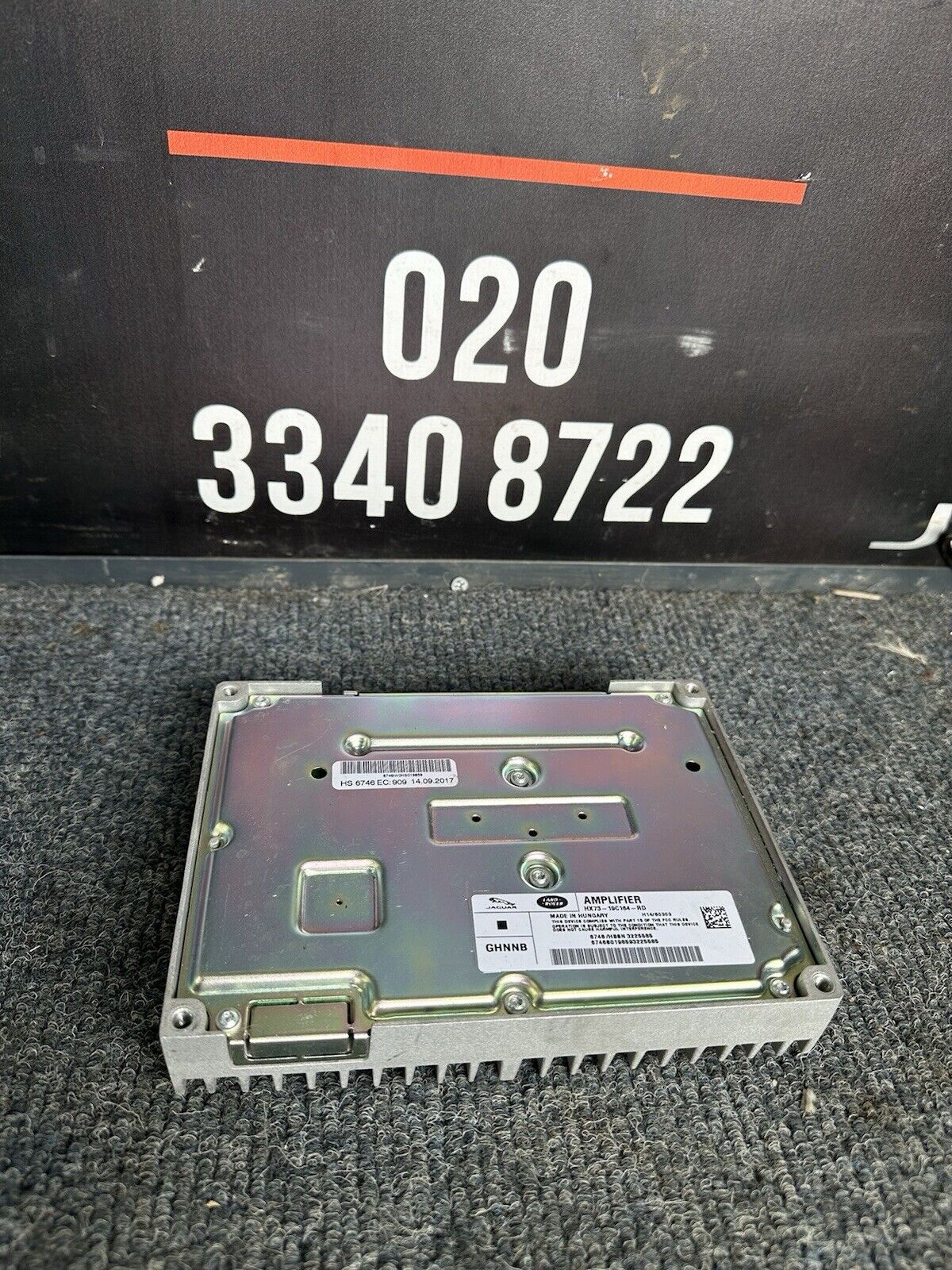 JAGUAR F-PACE Sound Amplifier