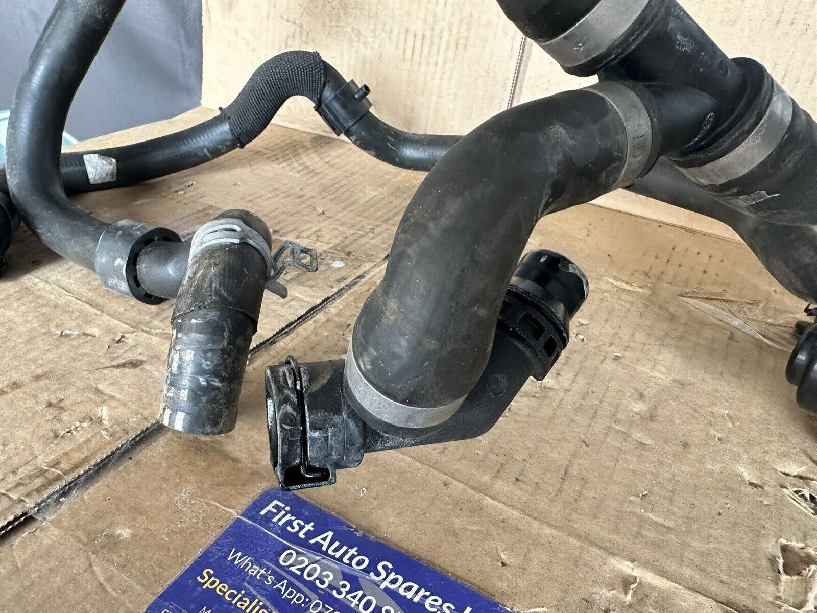 BMW SERIE G20 330E Cooling Changeover Valve Part No 9015220 G With Hoses Pipes