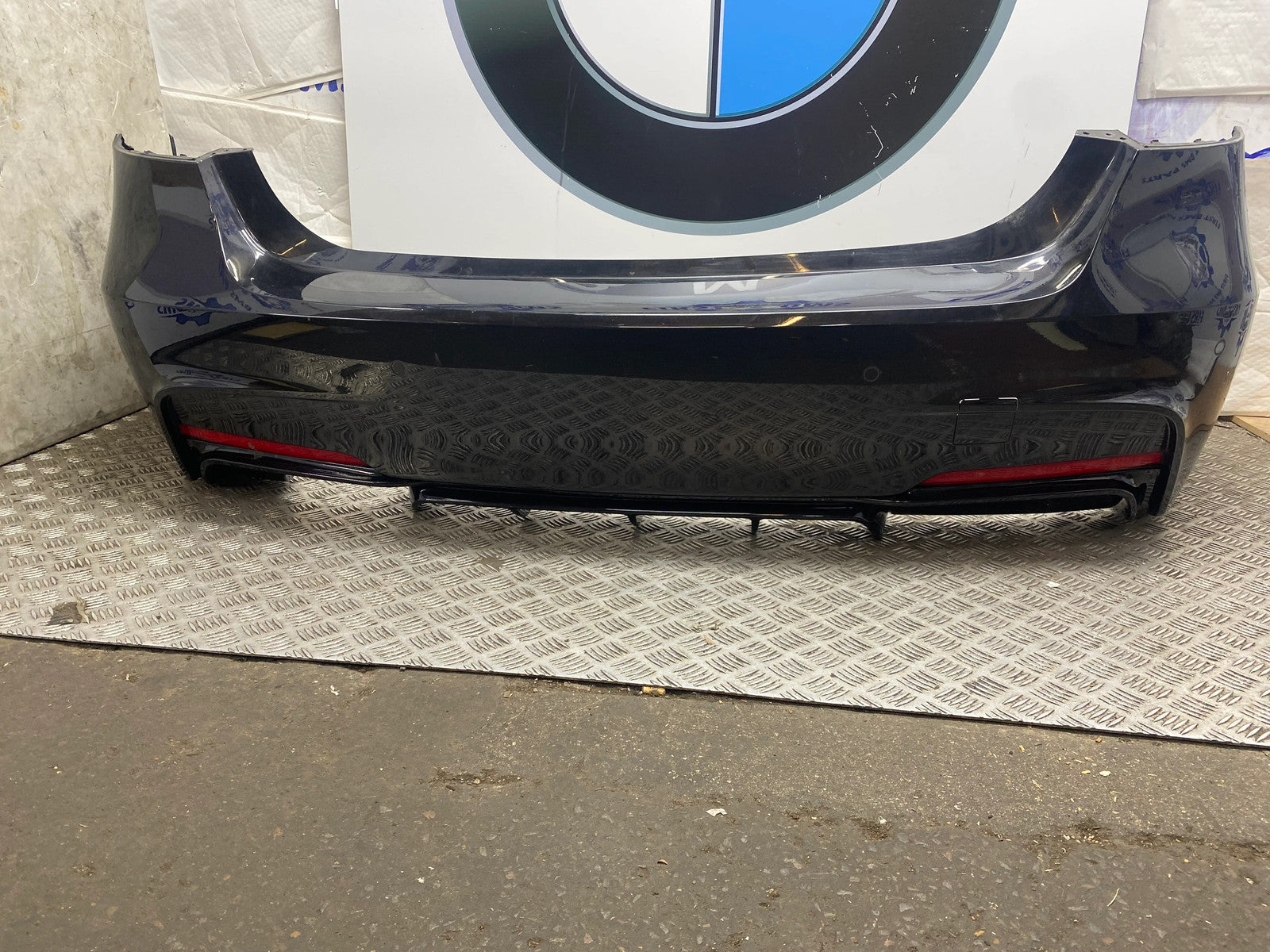 BMW 3 Series F30 Saloon Rear Bumper – 2015–2019 – Black