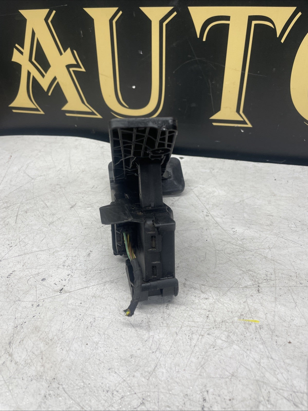 BMW Automatic Accelerator Pedal Fits 1 2 3 4 Series 6853175