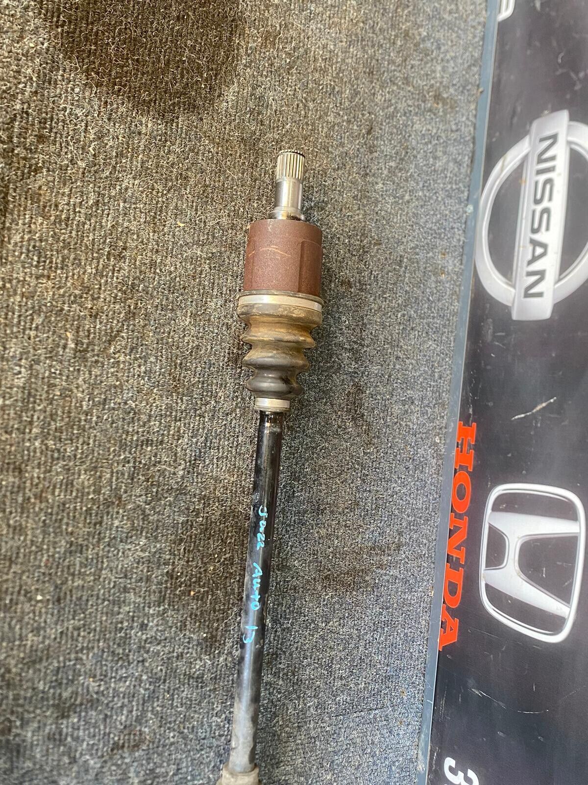 TOYOTA AURIS DRIVE SHAFT FRONT OSF NSF 1.8 HYBRID AUTO HATCHBACK 2016