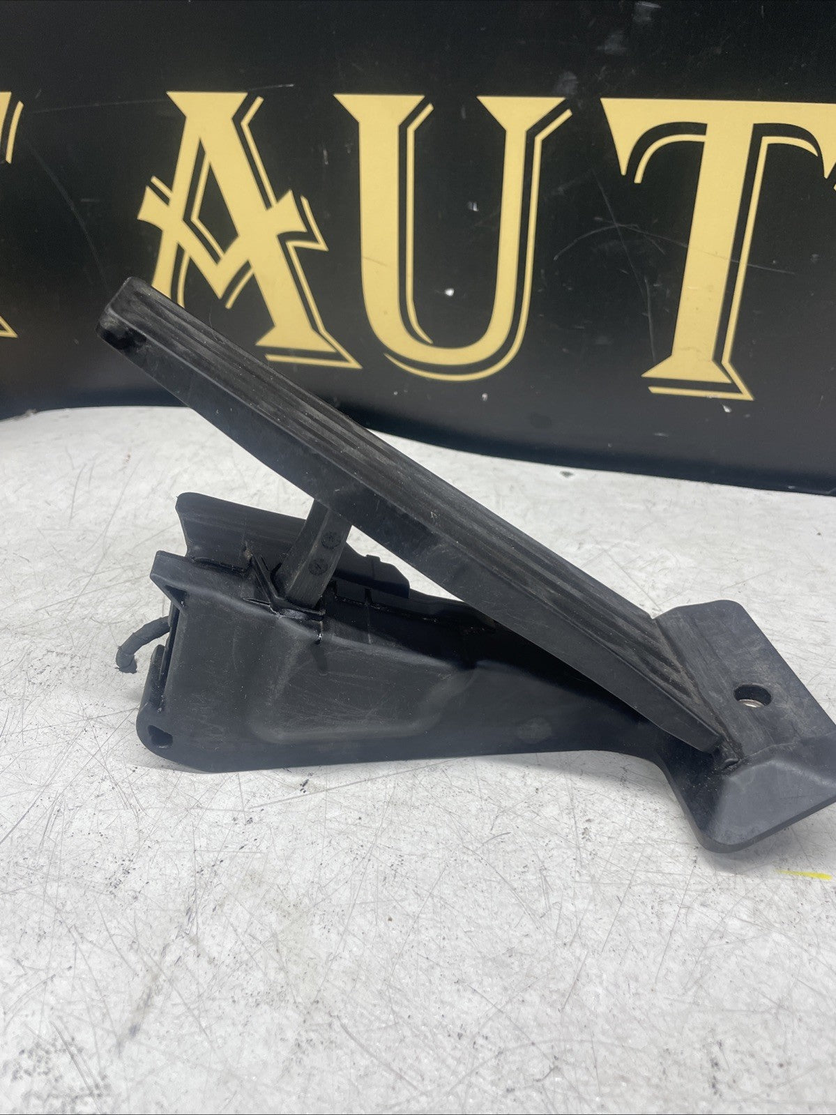 BMW Automatic Accelerator Pedal Fits 1 2 3 4 Series 6853175