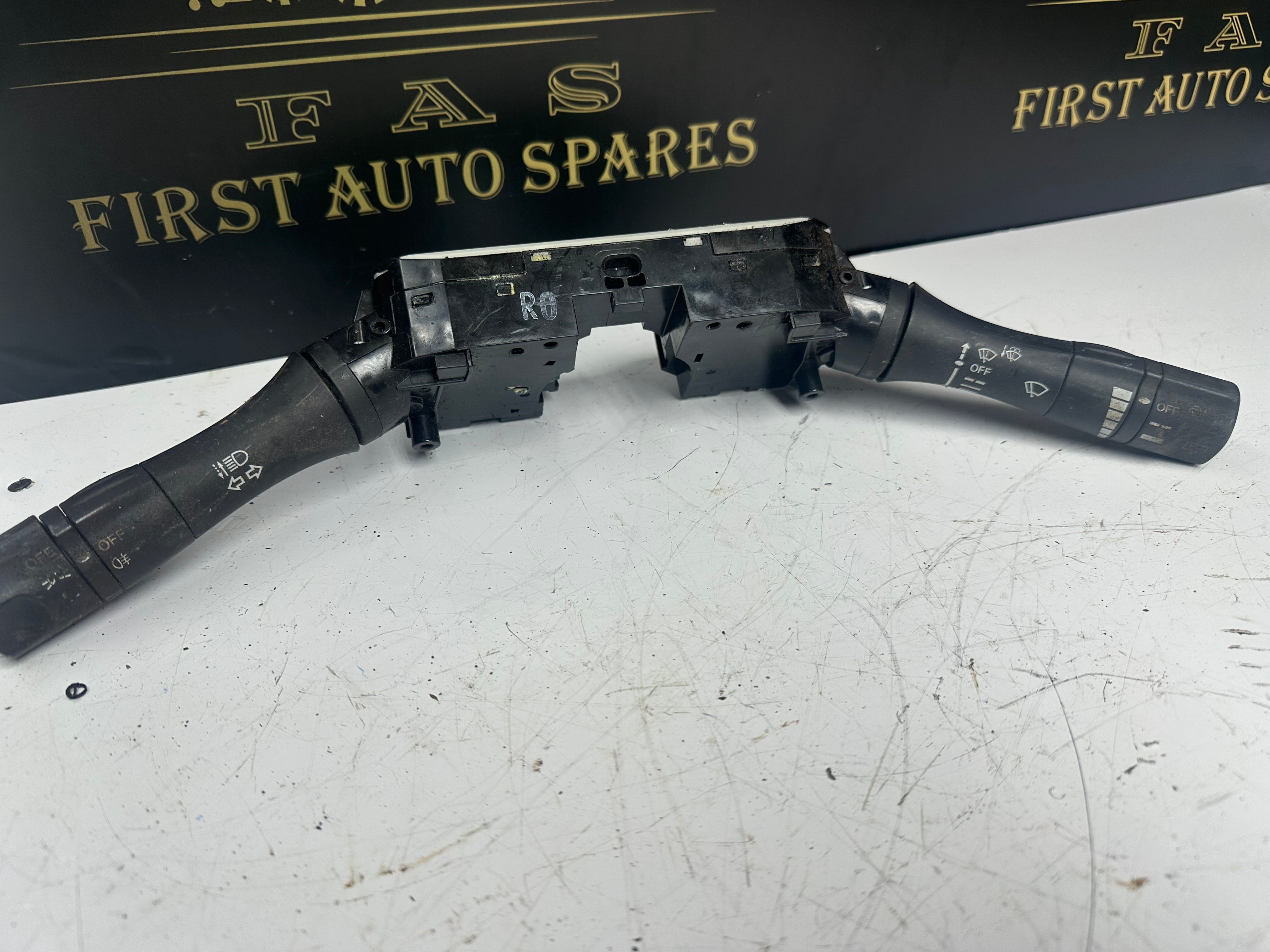 Nissan Micra Turn Signals Control / Indicator Wiper Stalk Switch (NILES14AM0)