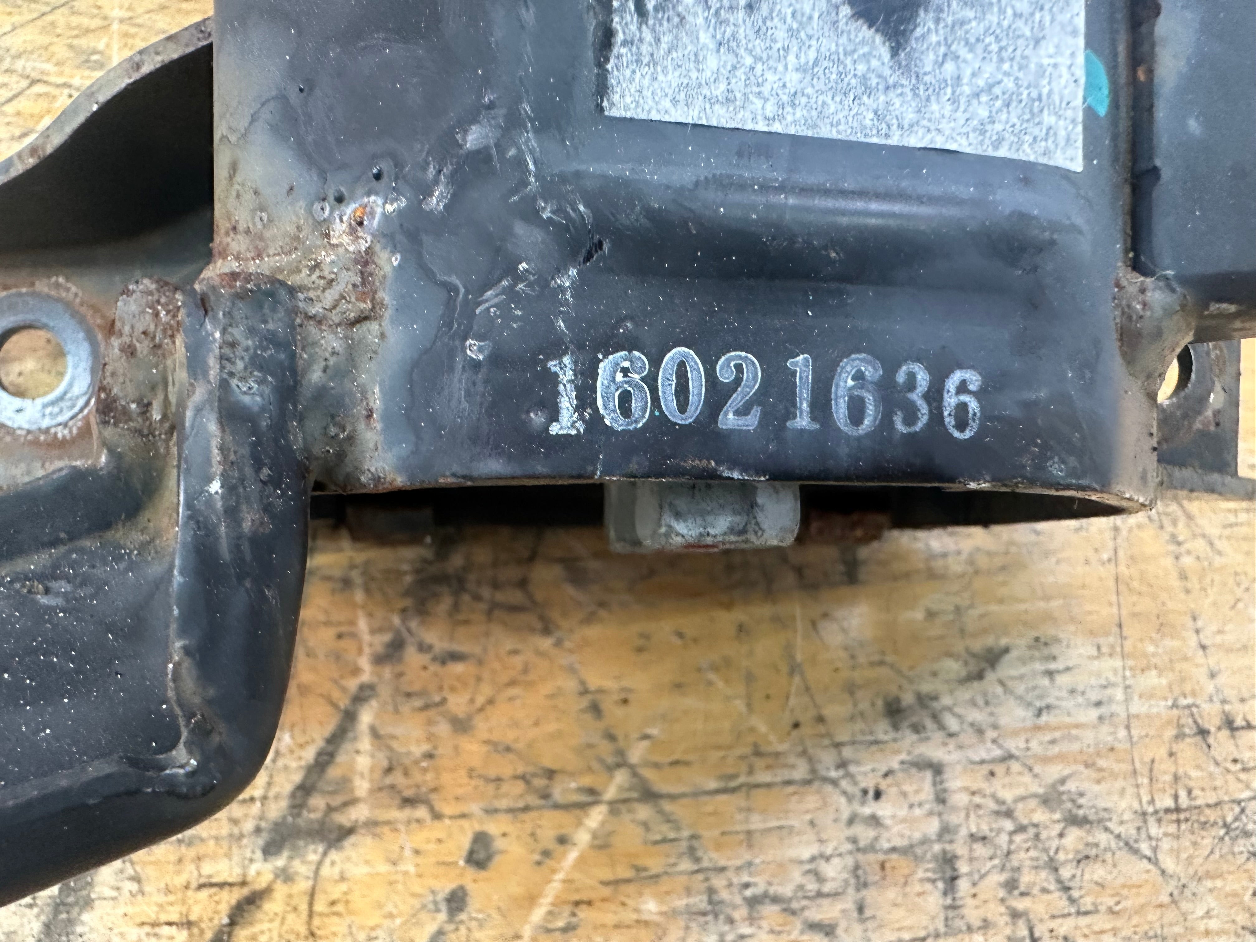 Hyundai i30 2016 & Kia Ceed 2017 Left Passenger Engine Mount 1.6 (21832-A5400)