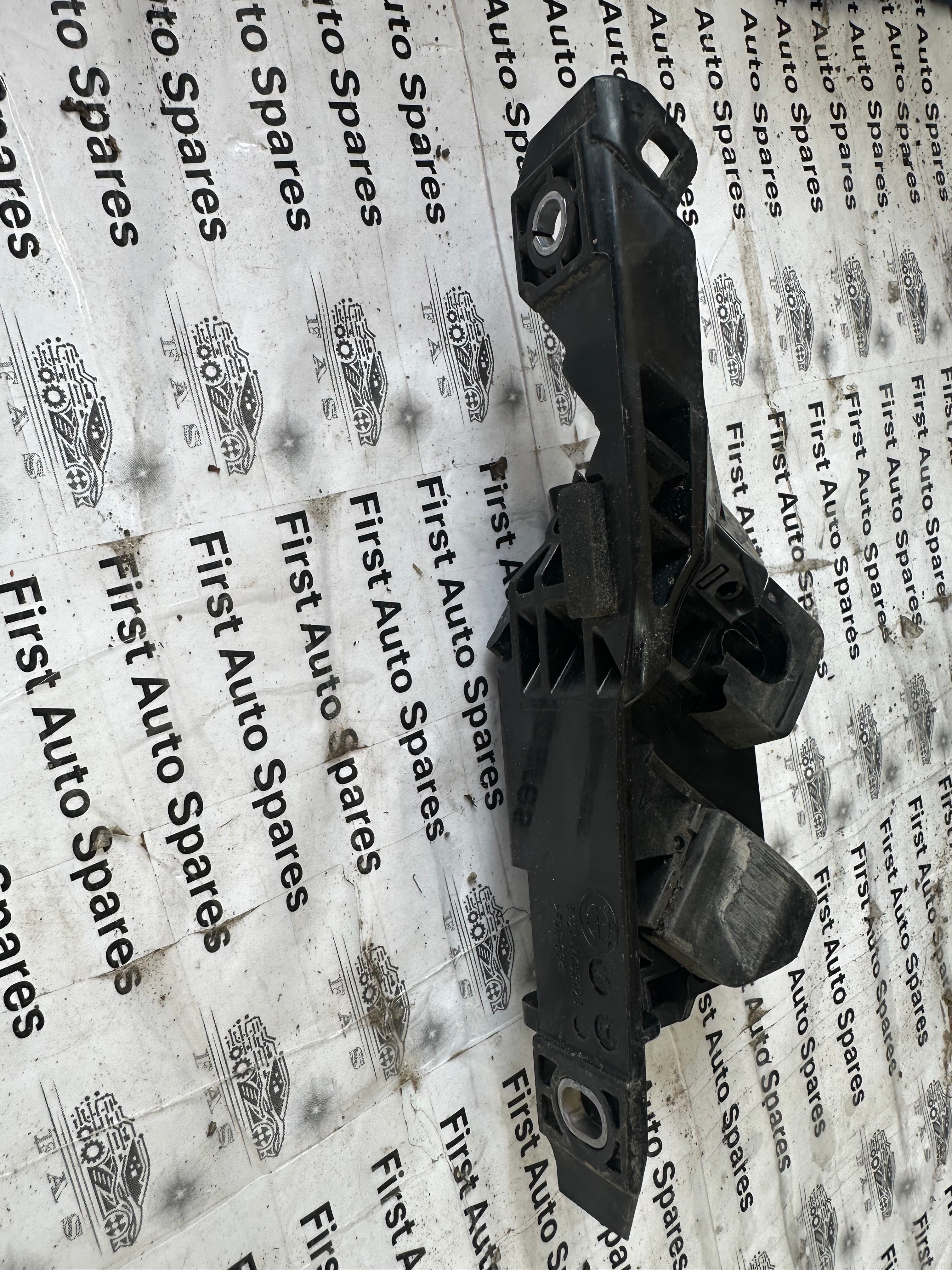 BMW 3 Series 2020 G21 Rear Trunk Left Hatch Wedge (5124-7453425)
