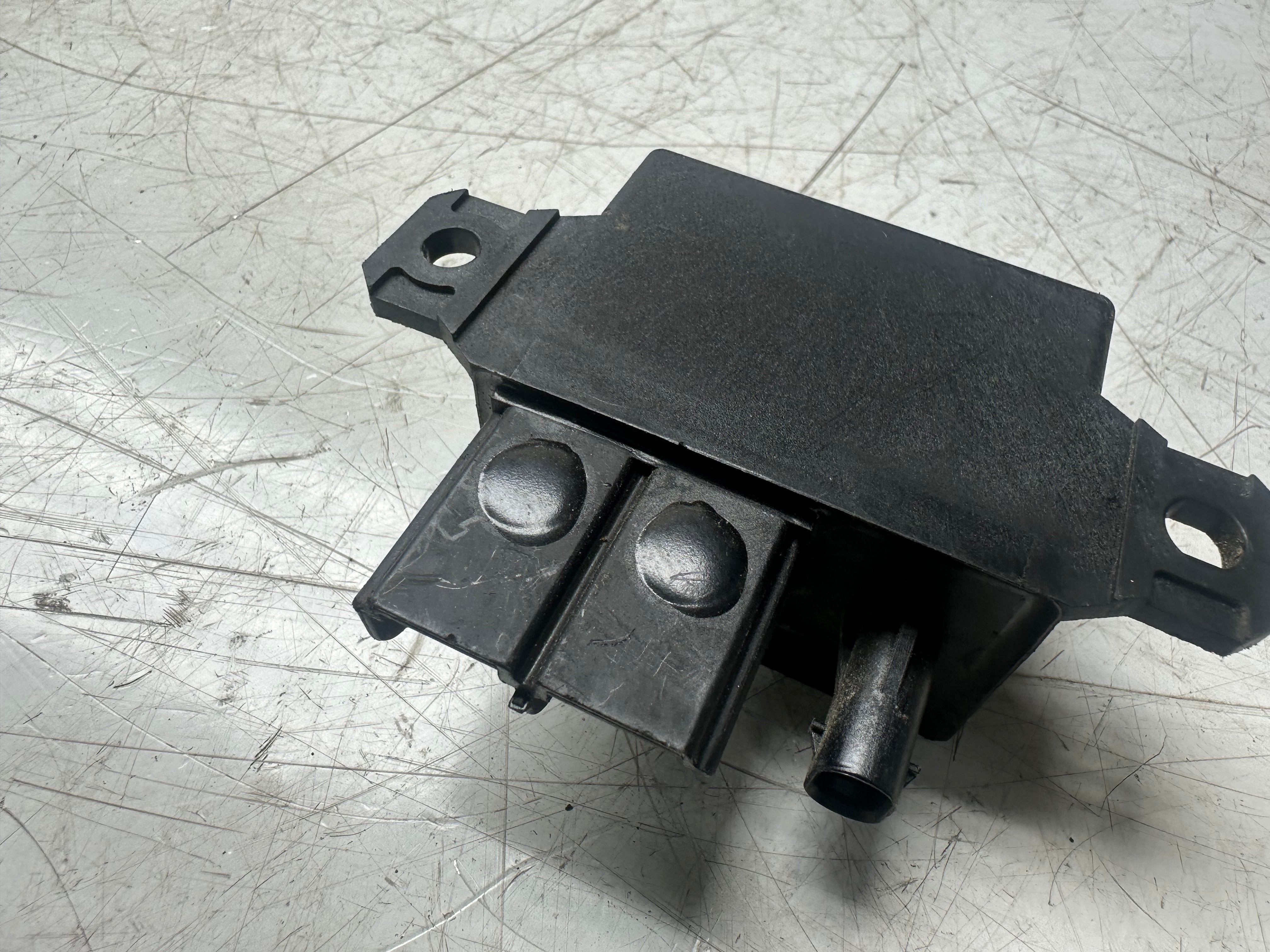 BMW 3 5 6 7 X5 X6 Engine Cooling Fan Relay Control Module (9198302)